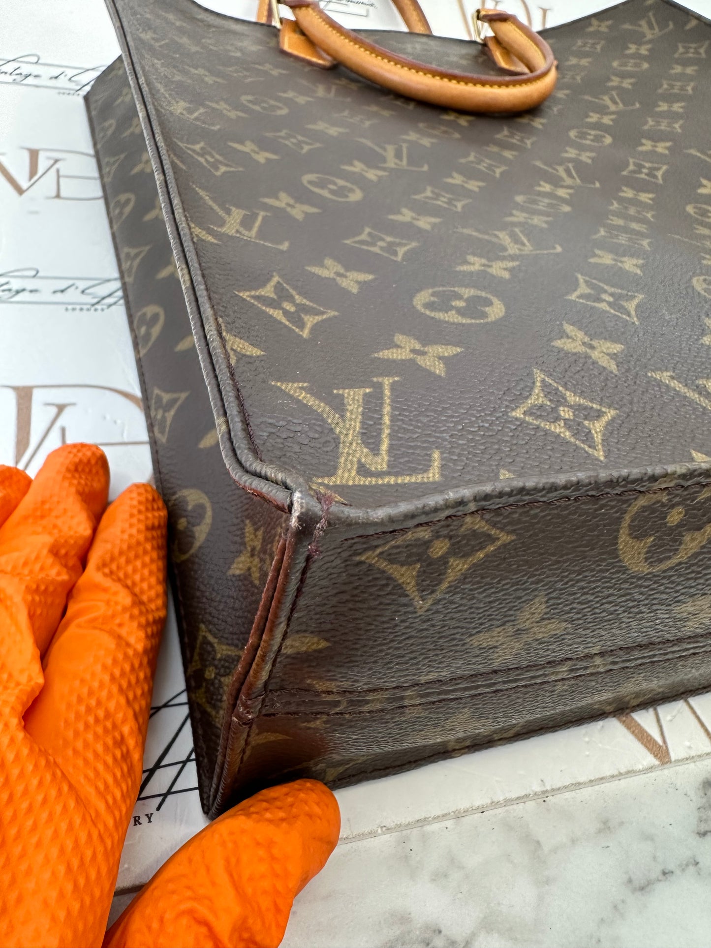 017774 - Louis Vuitton Sac Plat