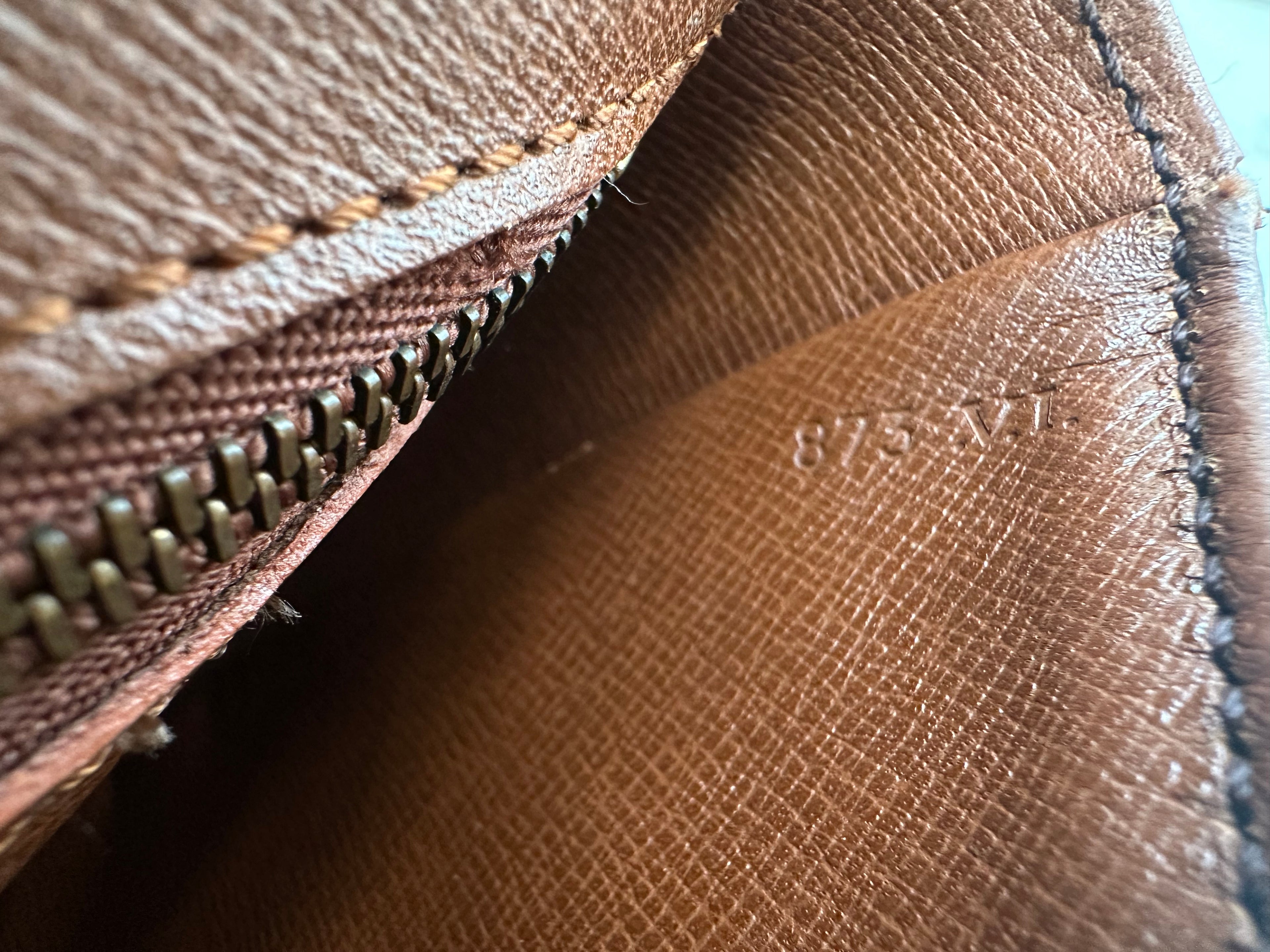 Louis Vuitton Chantilly PM