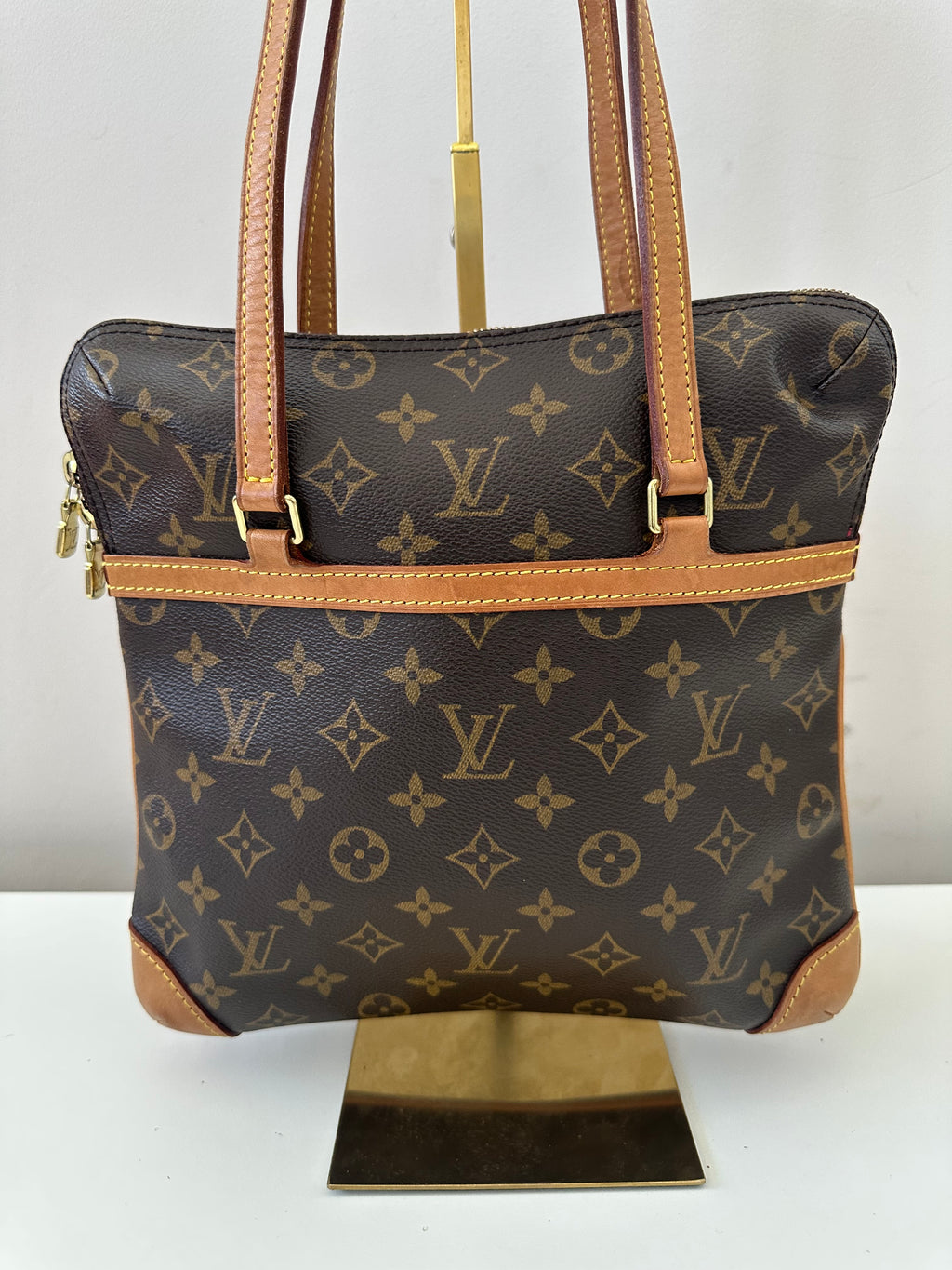 Louis Vuitton Coussin GM