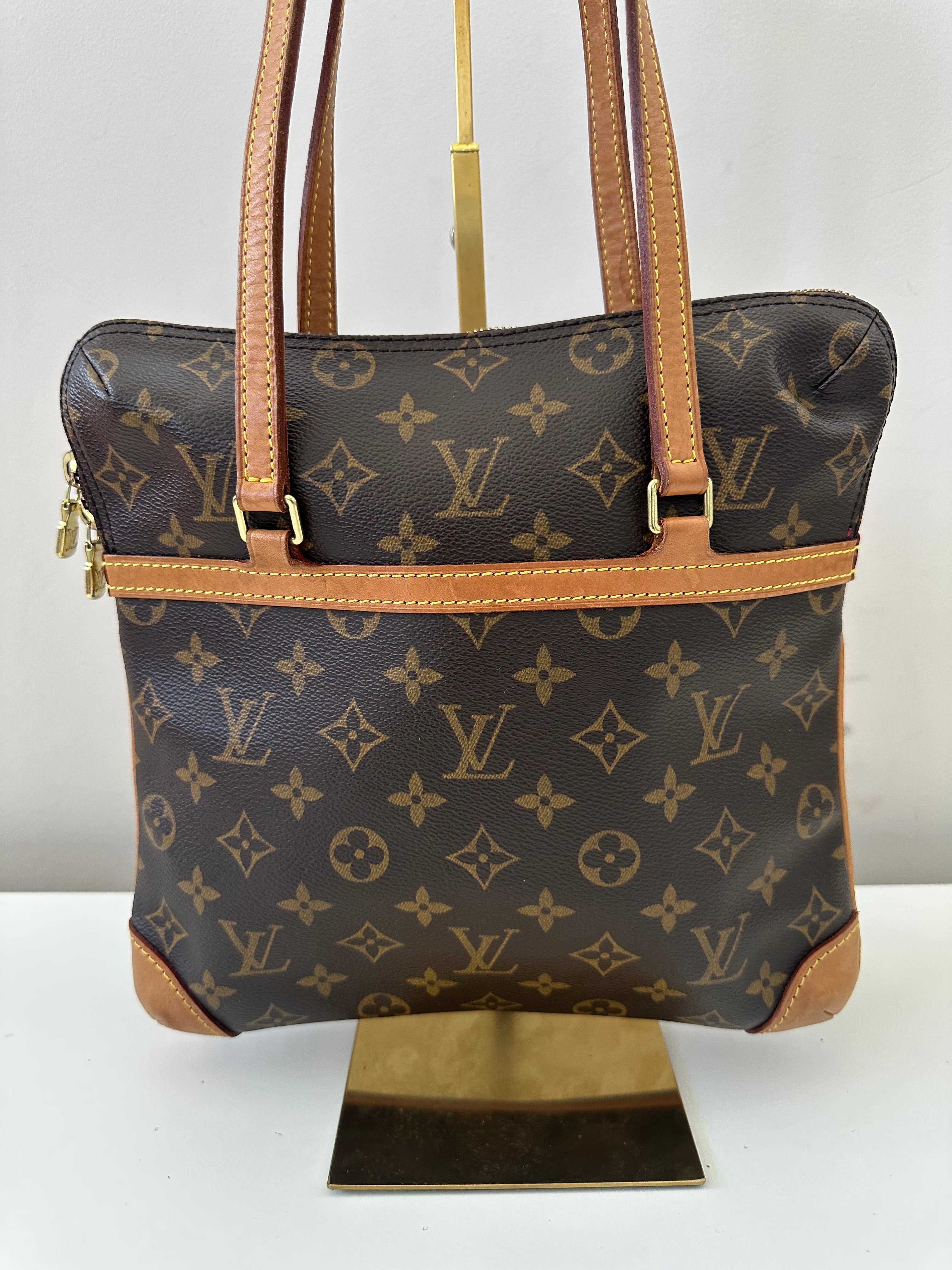Louis Vuitton Coussin GM