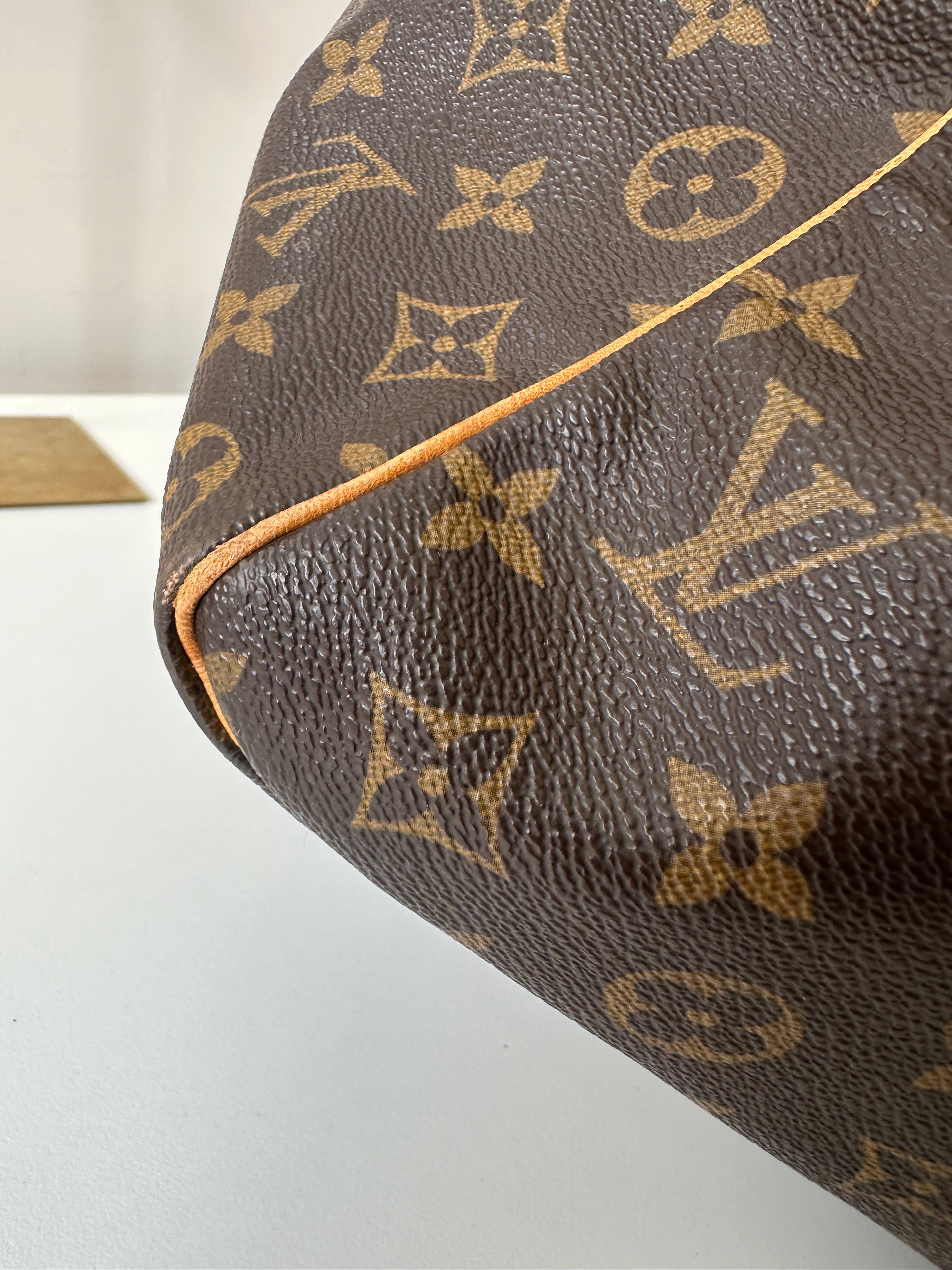 Louis Vuitton Keepall 50