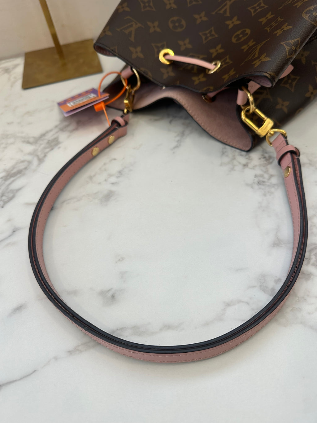 Louis Vuitton NeoNoé Pink