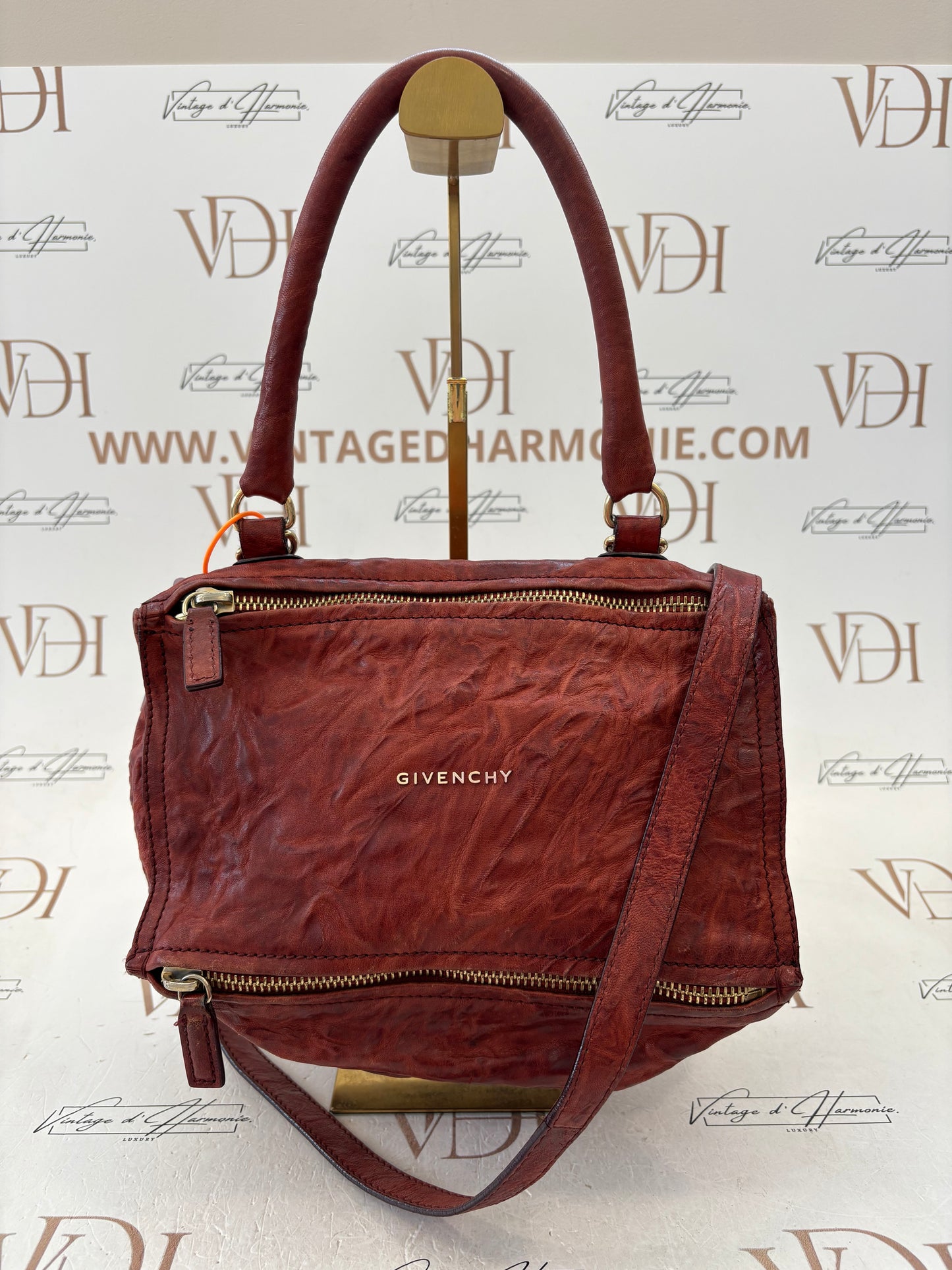 201274 - Givenchy Pandora