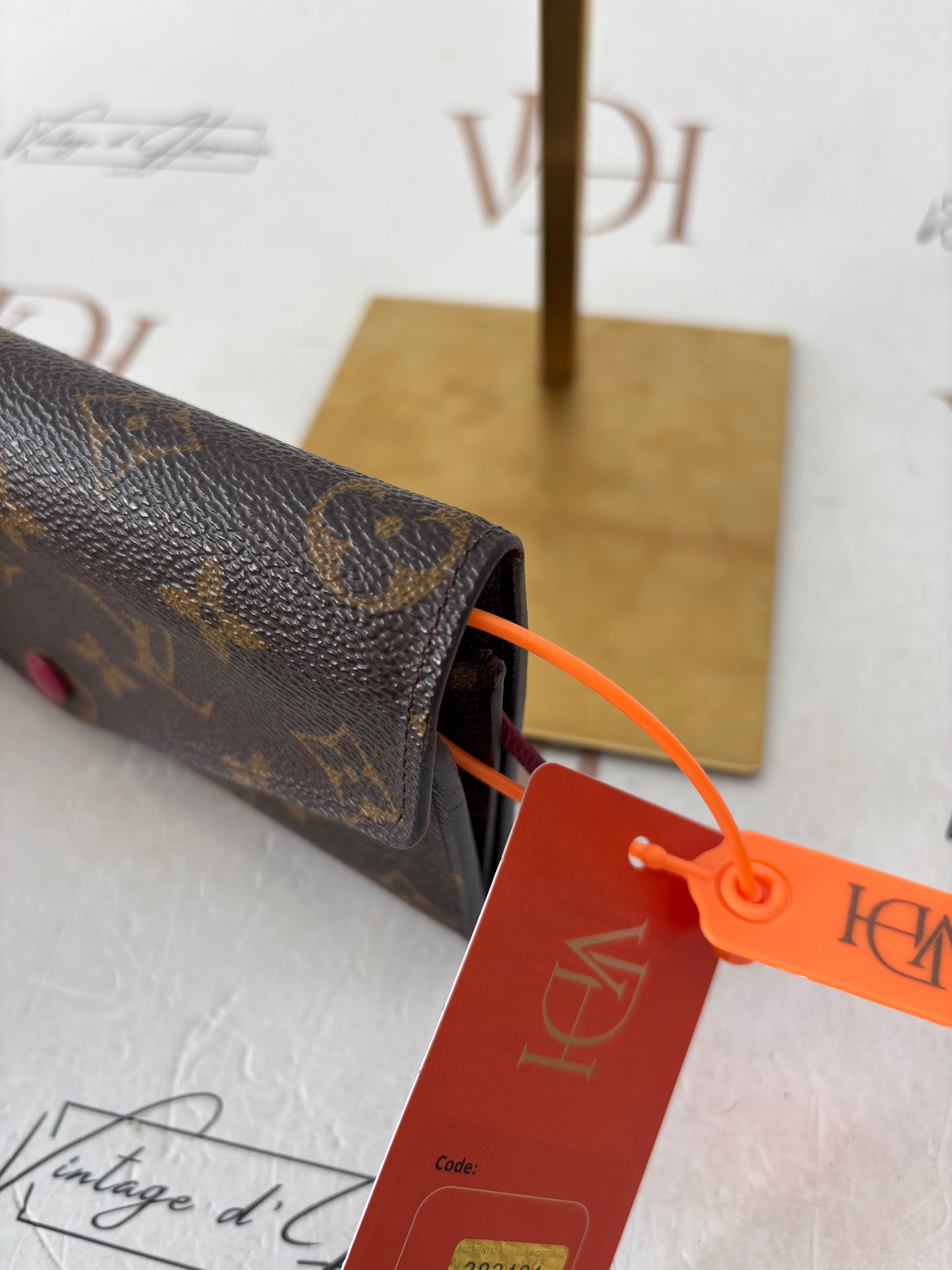 383461 - Louis Vuitton Josephine Wallet