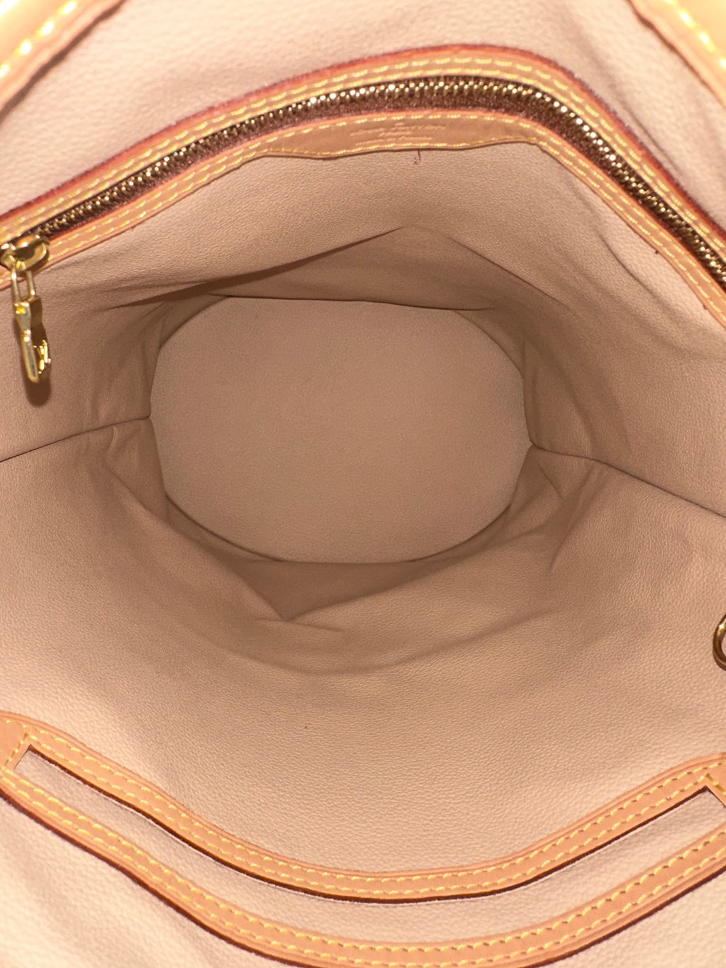 Louis Vuitton Bucket GM
