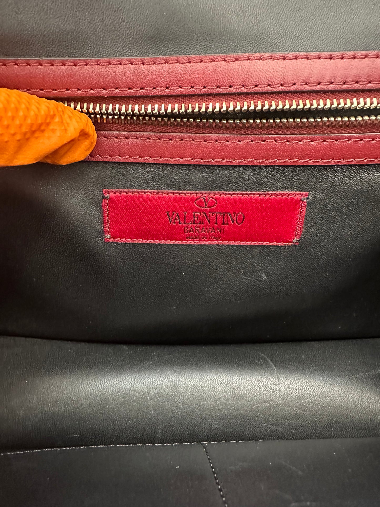 382353 - Valentino Glam Look