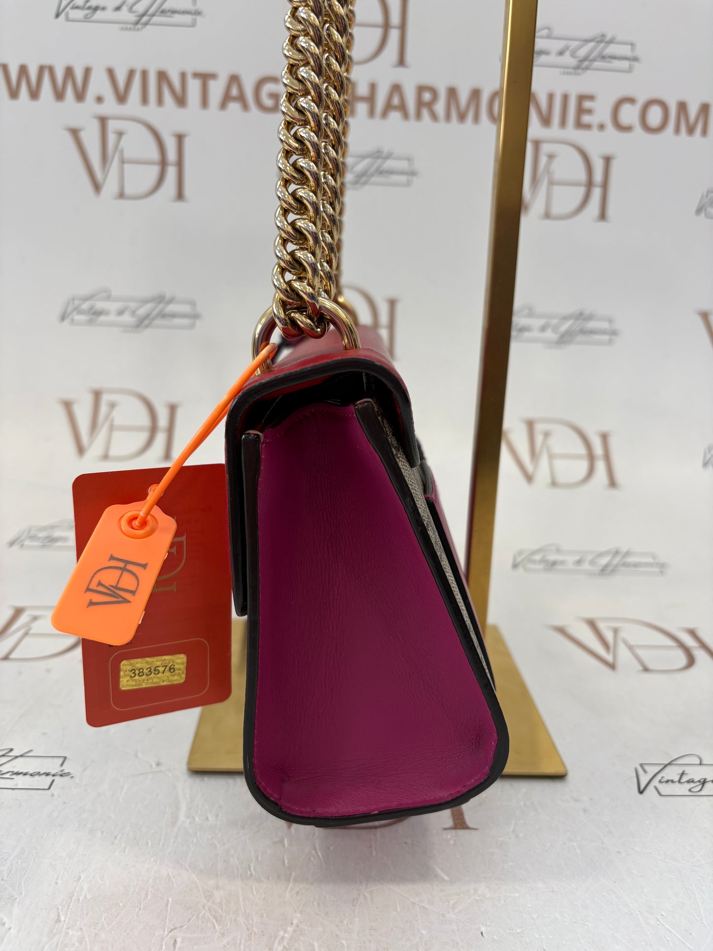 383576 - Gucci Padlock