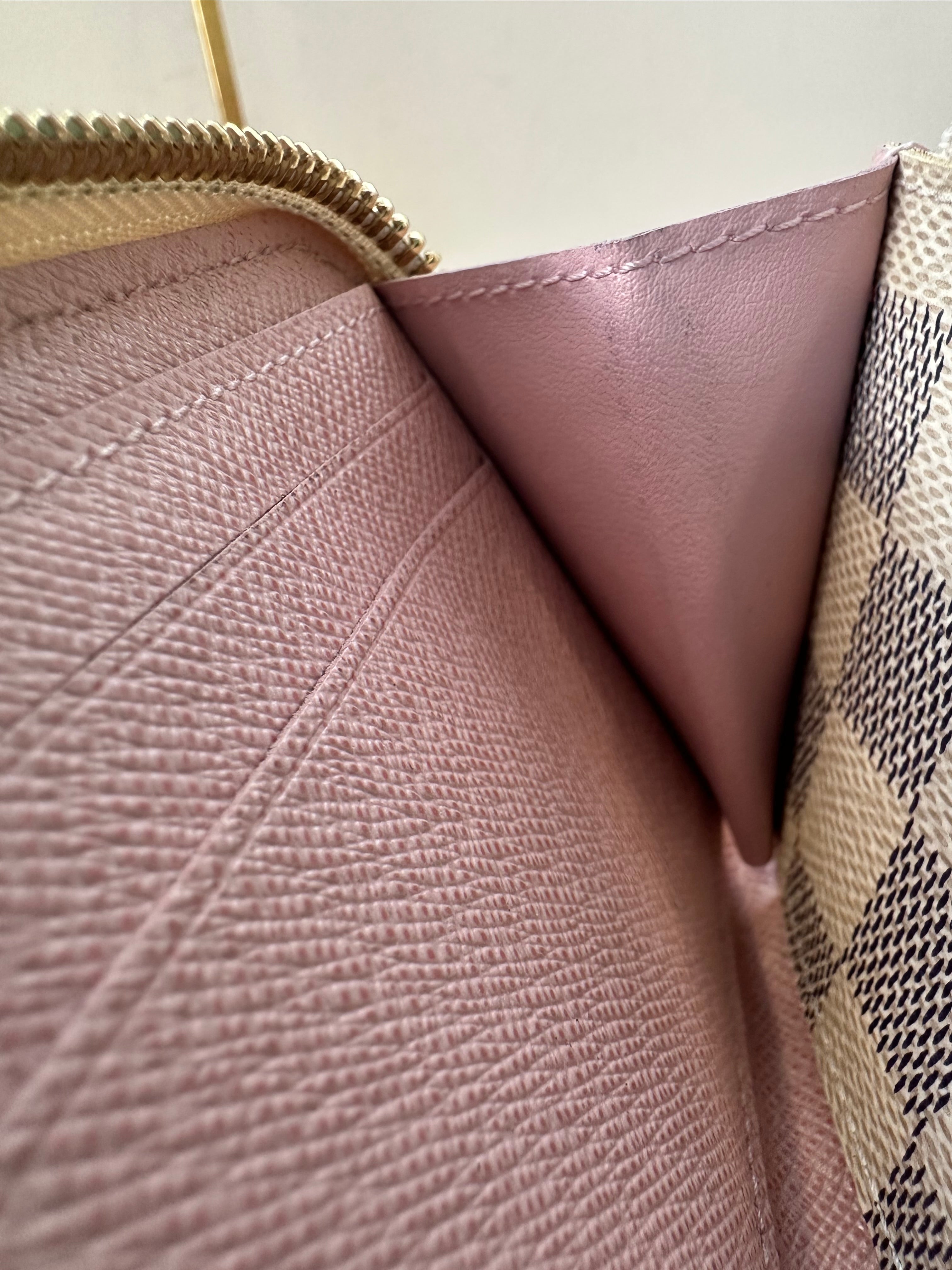 Louis Vuitton Azur Portefeuille Clemence Zippy Wallet