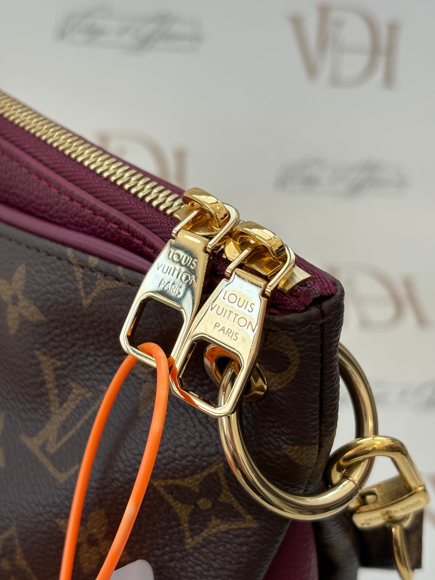 383833 - Louis Vuitton Pallas