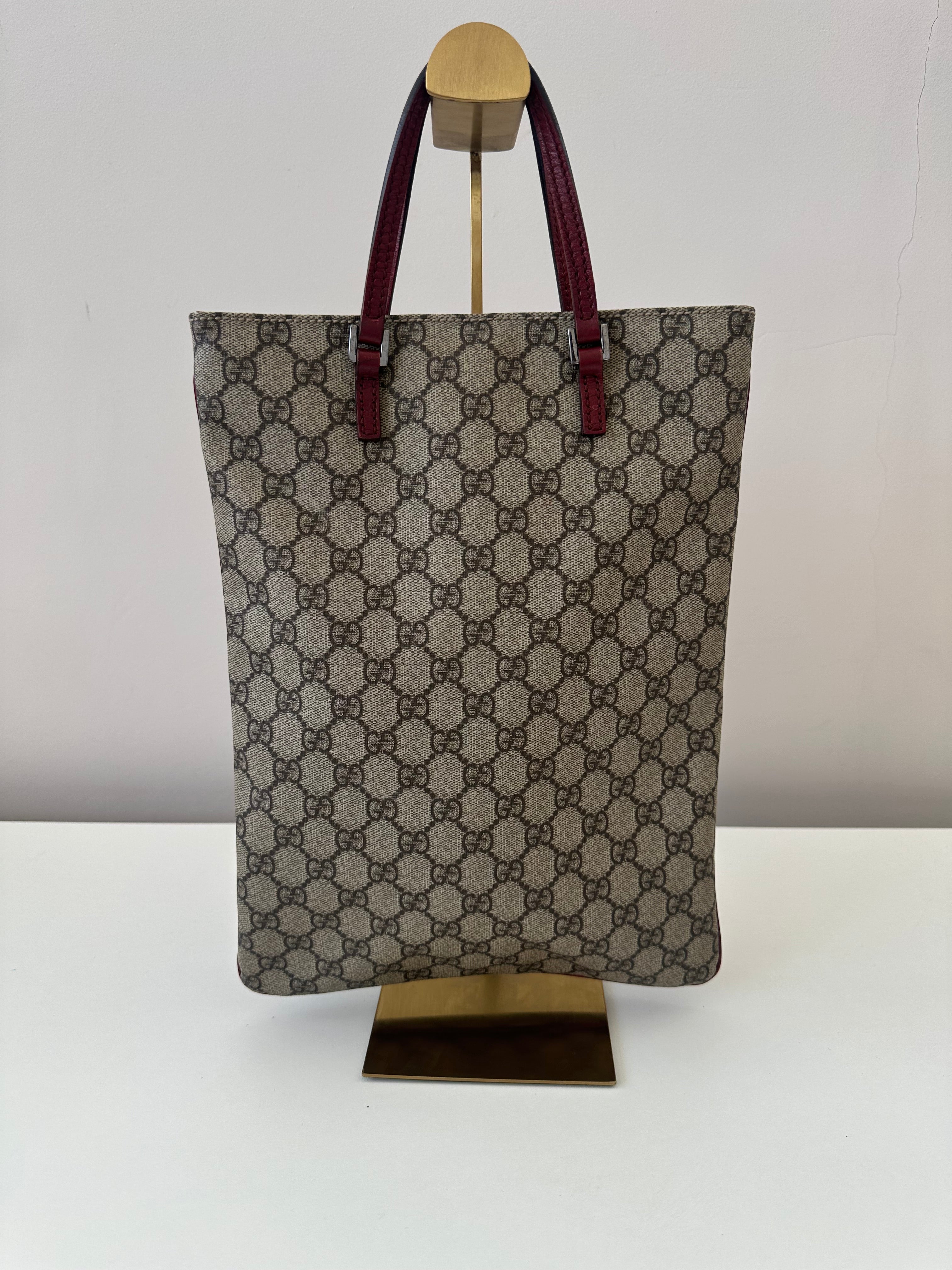Gucci Supreme