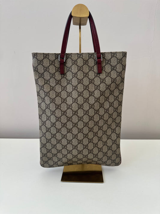 Gucci Supreme