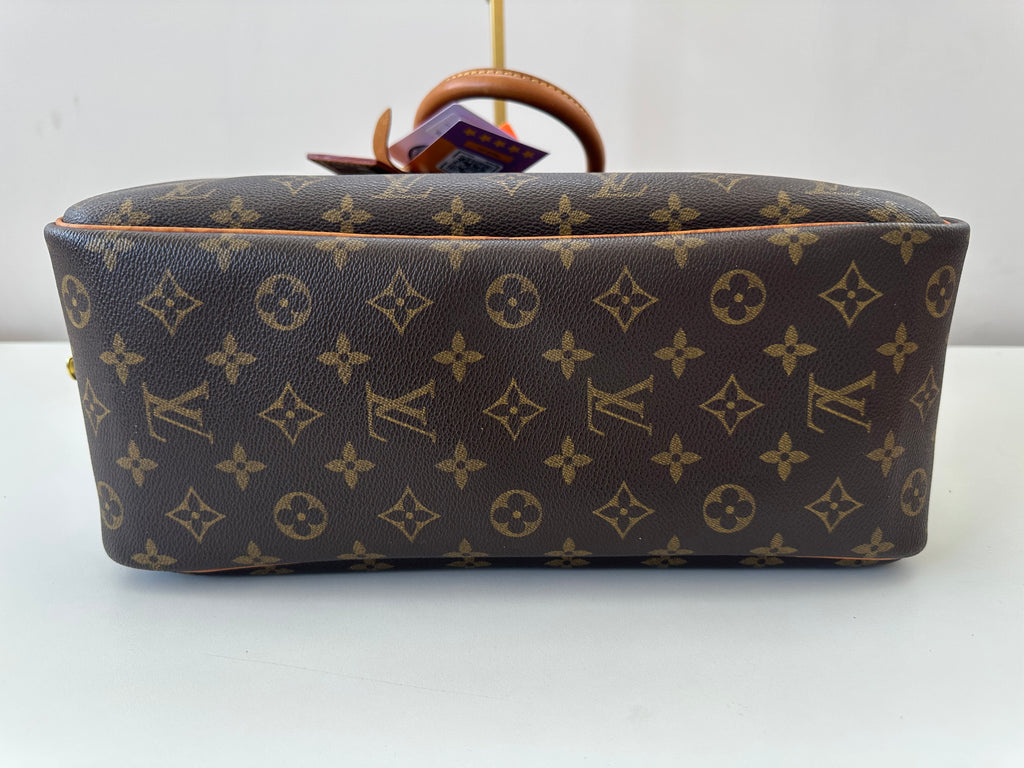 Louis Vuitton Deauville