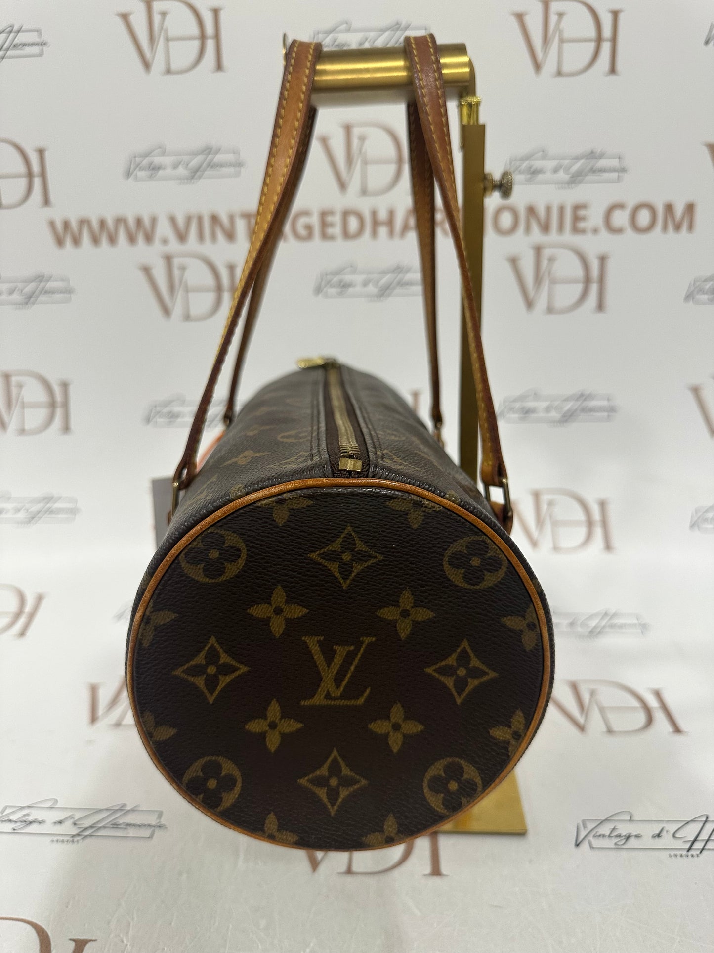 016916 - Louis Vuitton Papillon 26