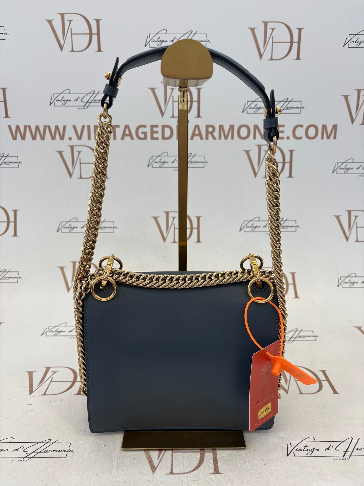 201539 - Fendi Kan