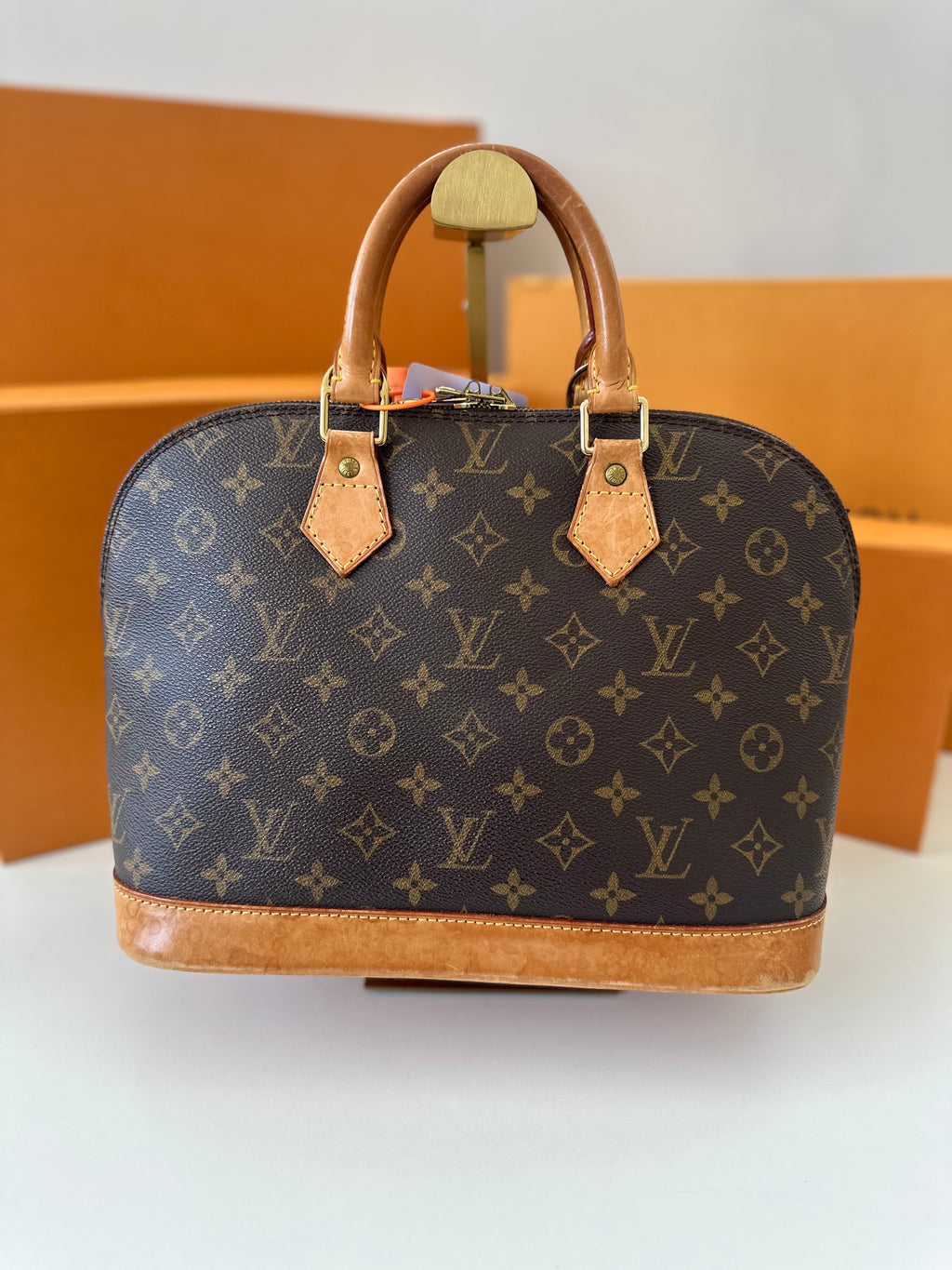 Louis Vuitton Alma