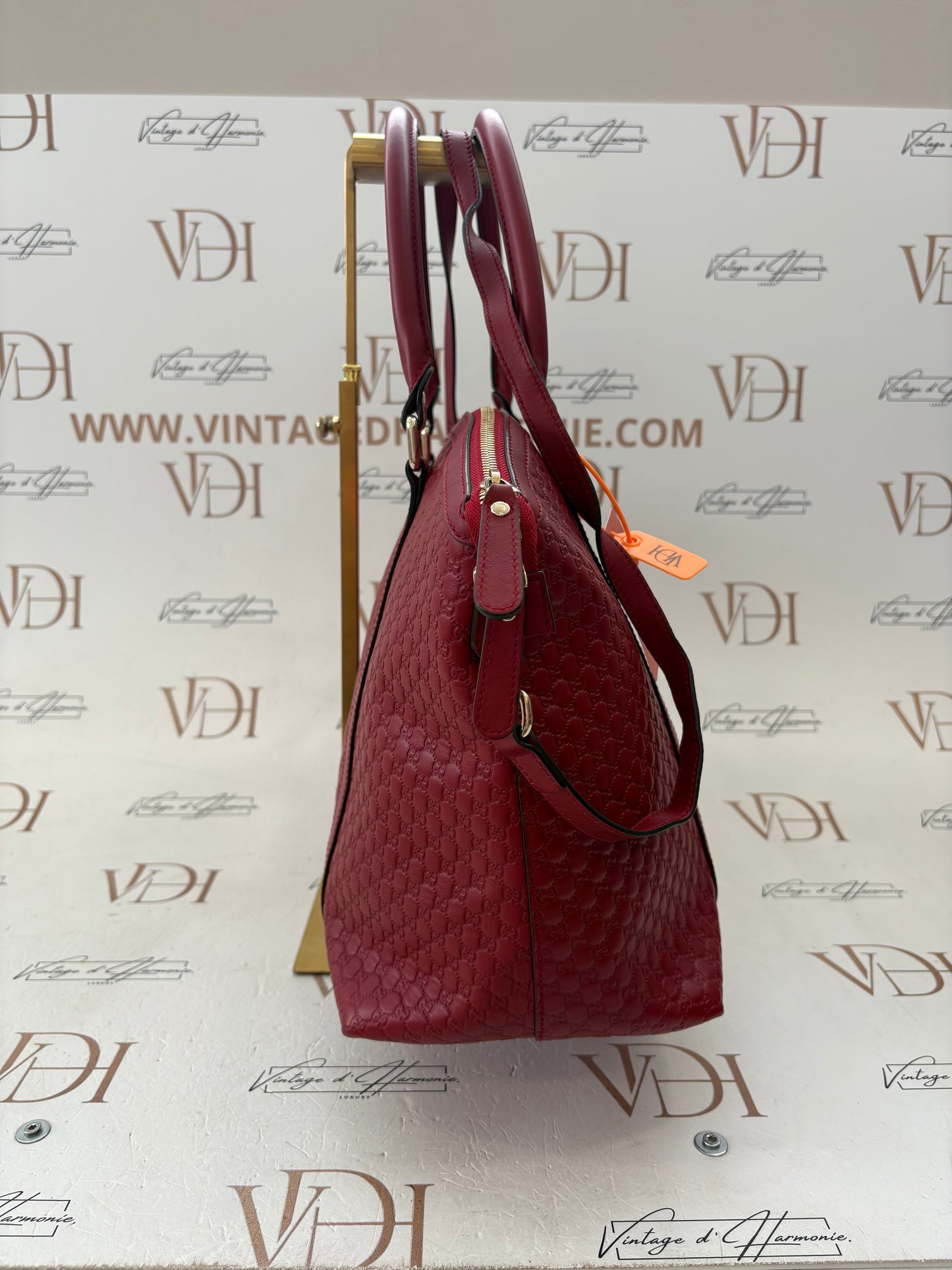 384269 - Gucci