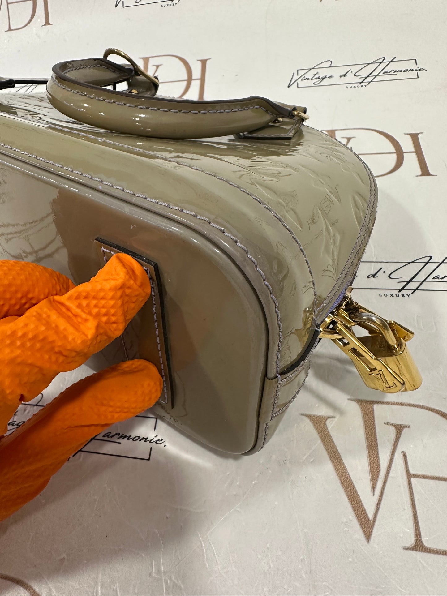 383121 - Louis Vuitton Alma BB
