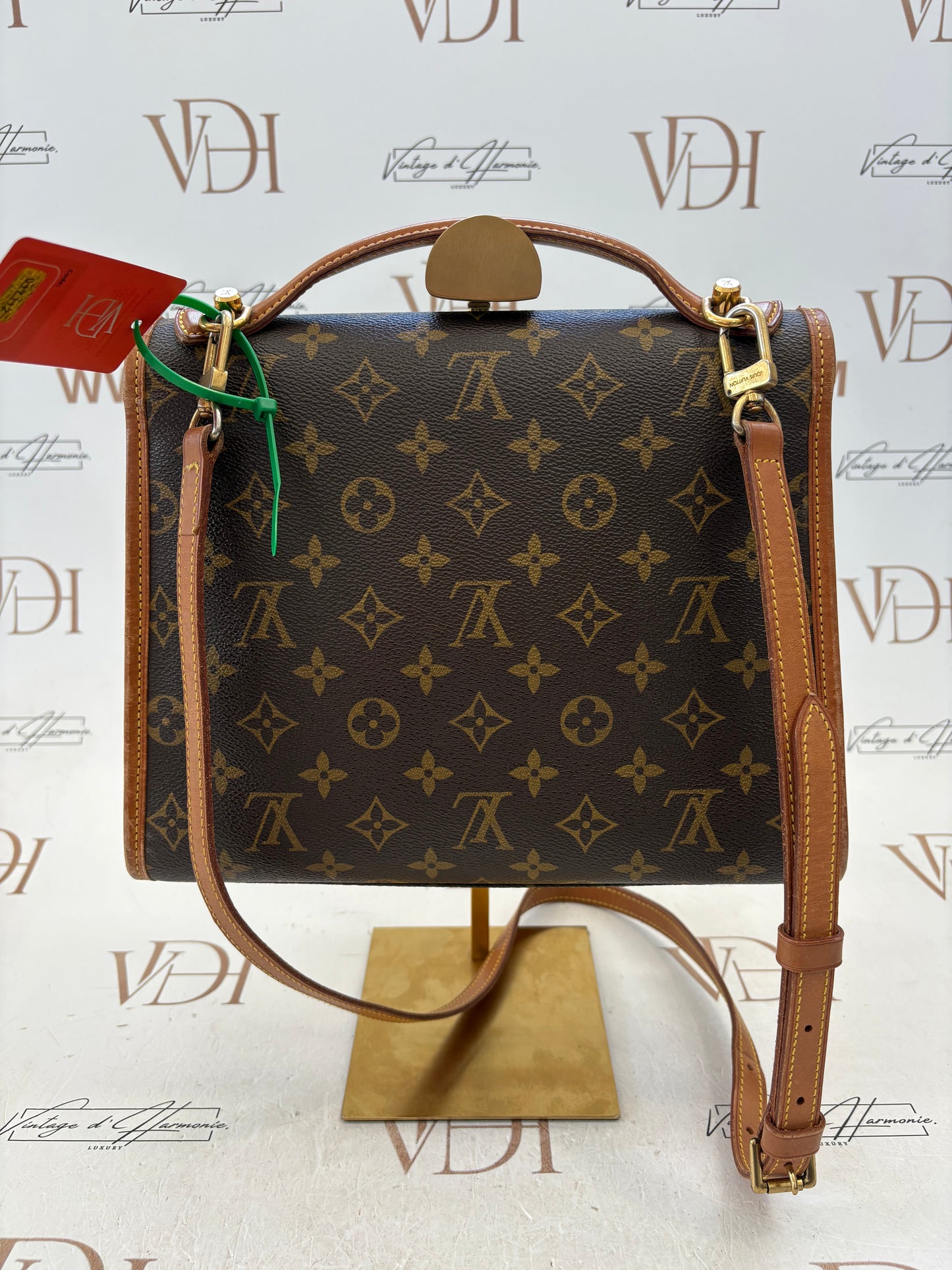 017112 - Louis Vuitton Belair