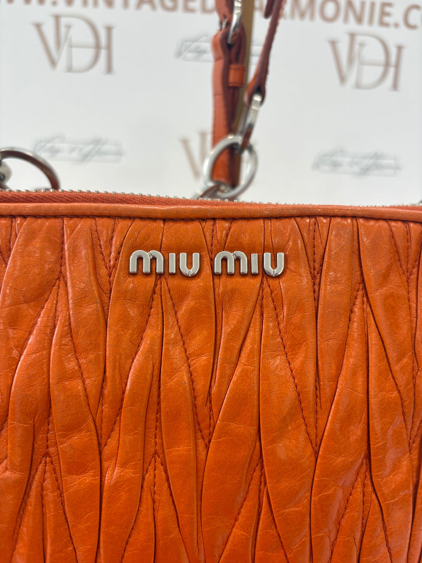 384310 - Miu Miu Orange