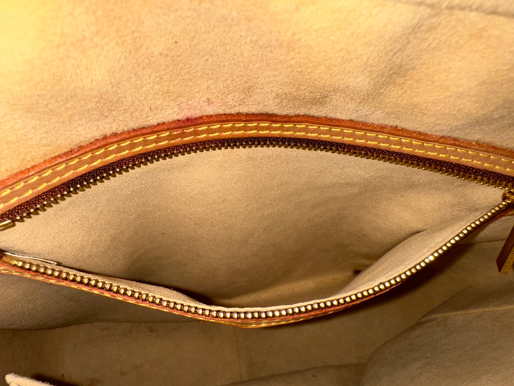 Louis Vuitton Looping GM