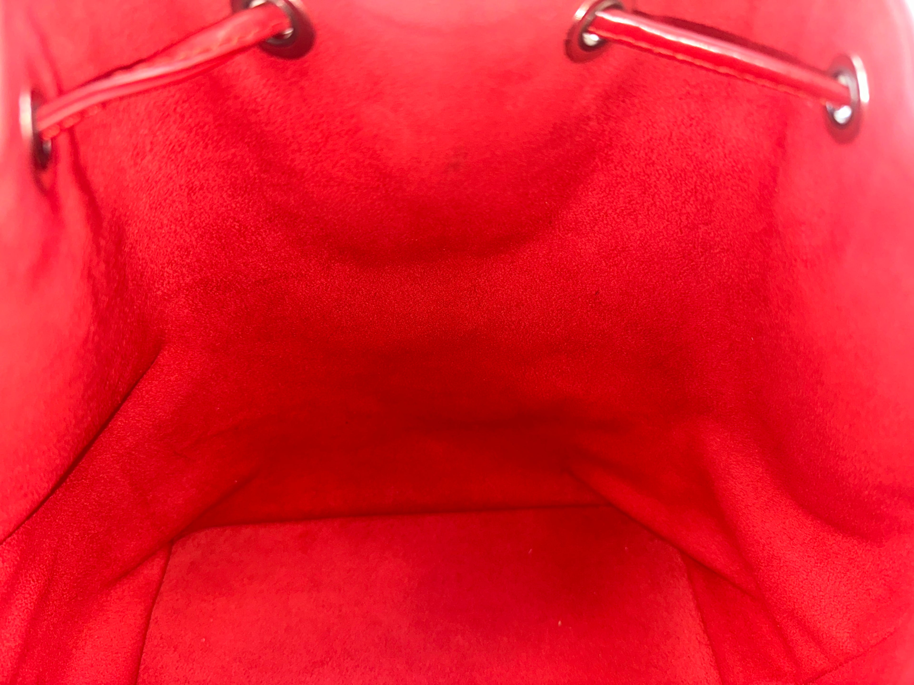 Louis Vuitton Noé Epi Red