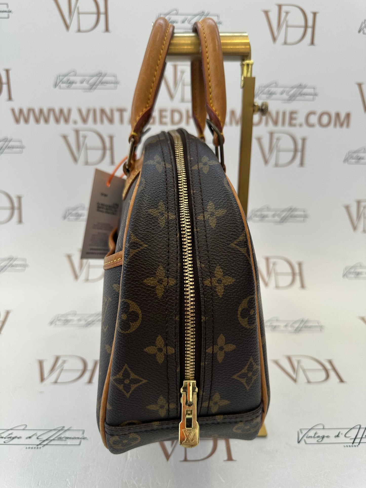 017832 - Louis Vuitton Trouville