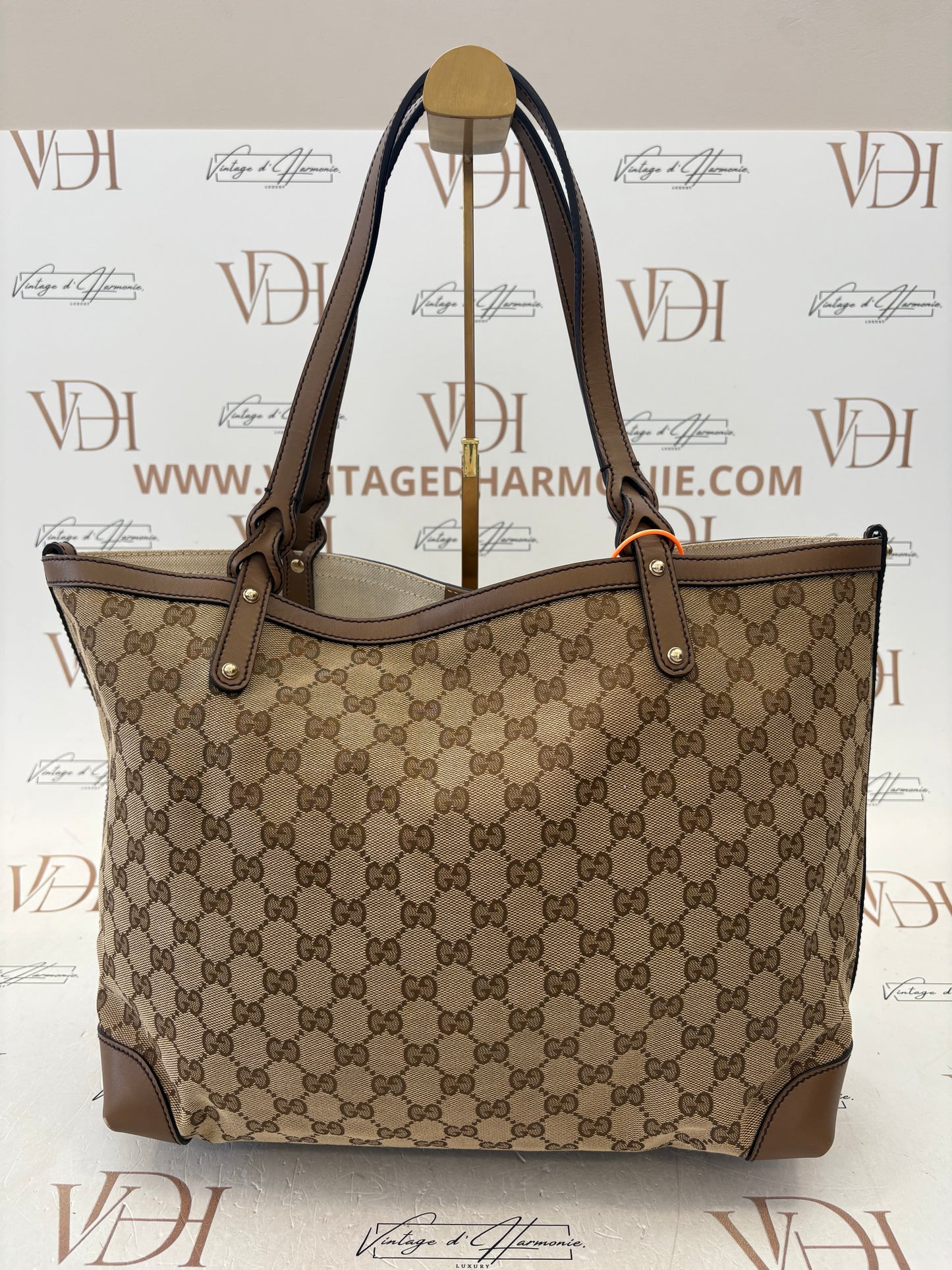 383882 - Gucci