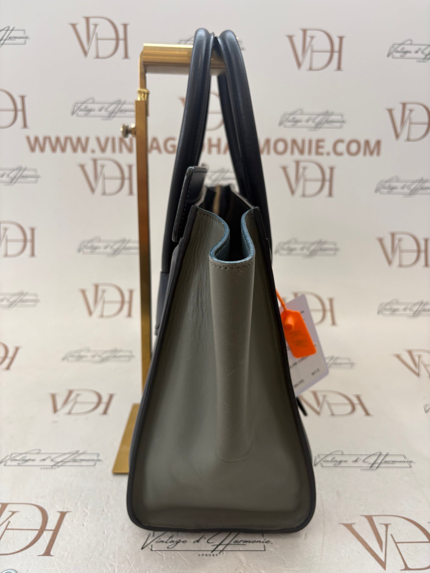 384193 - Céline Luggage