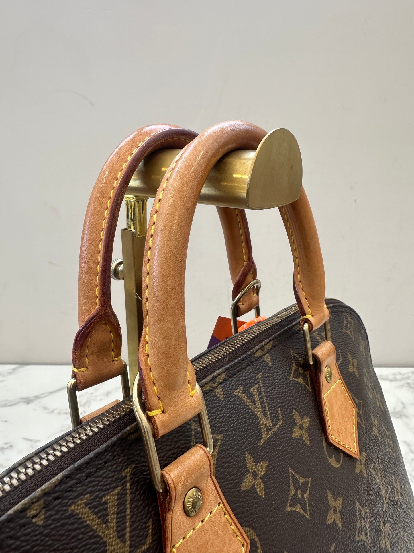 Louis Vuitton Alma