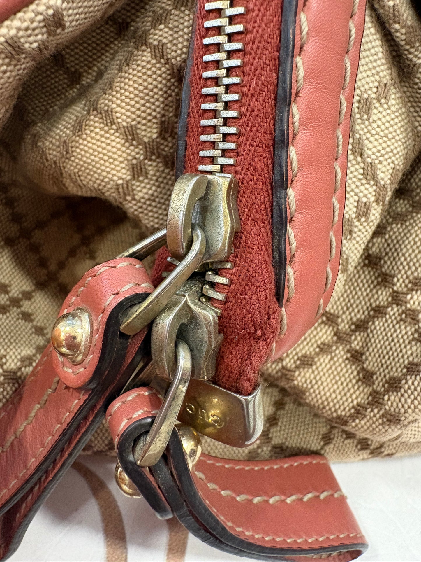 383092 - Gucci Sukey