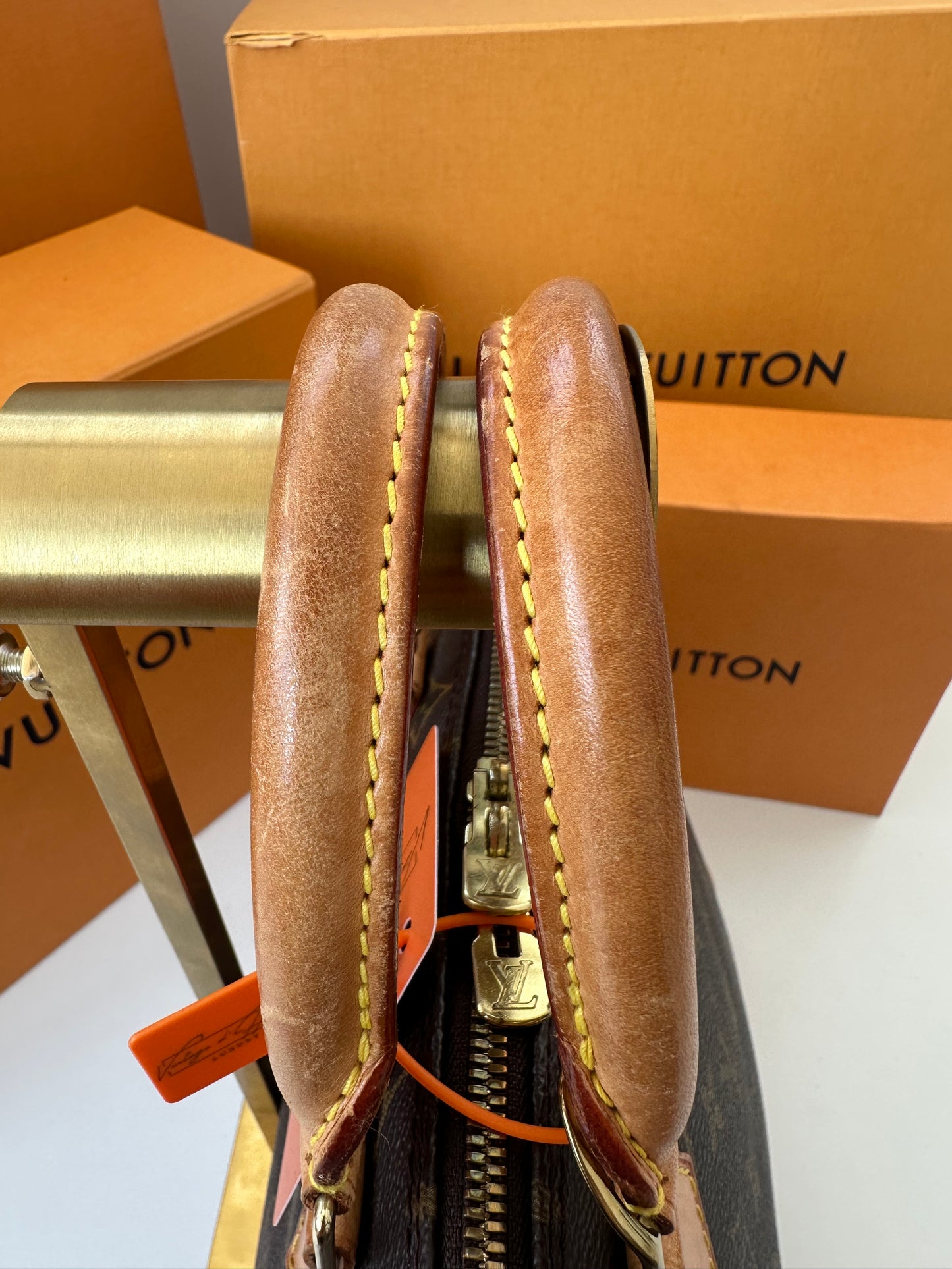 Louis Vuitton Alma