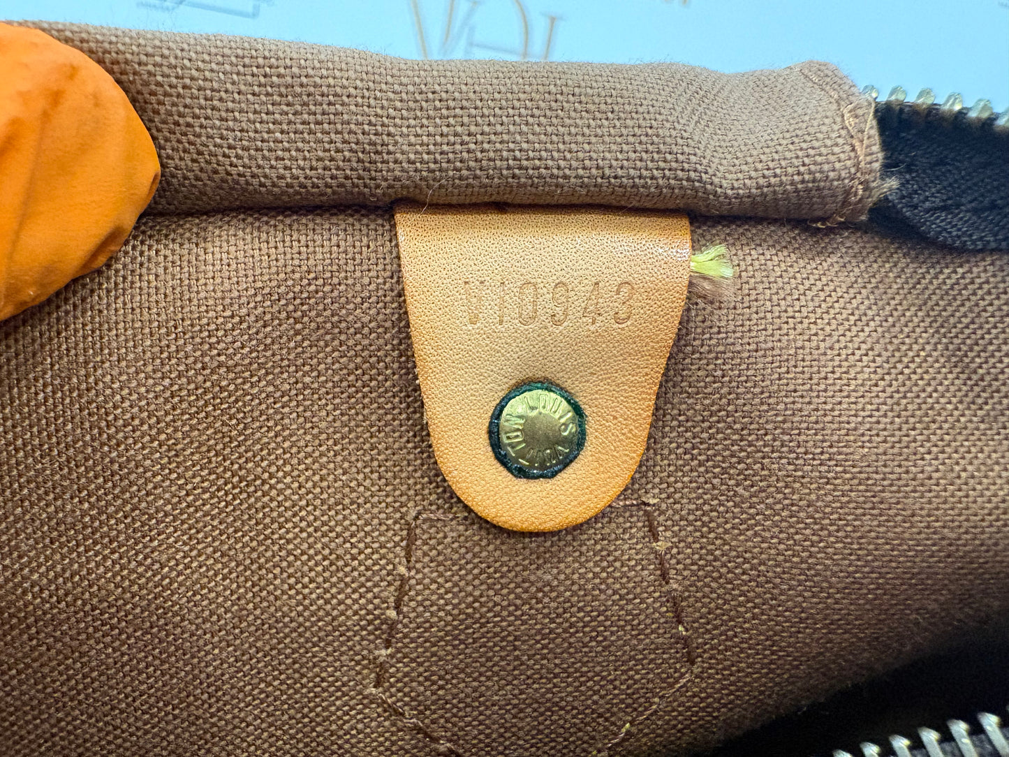 017646 - Louis Vuitton Speedy 30