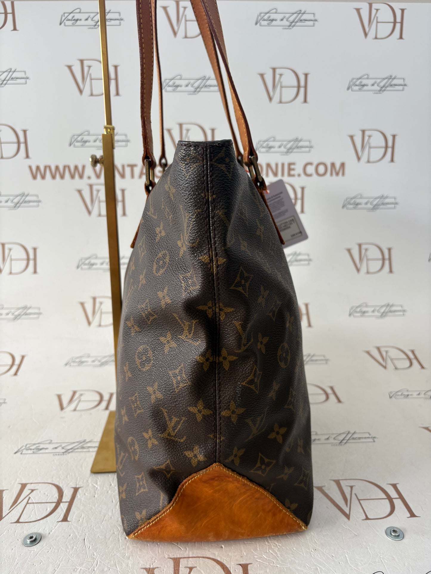 018211 - Louis Vuitton Cabas Mezzo