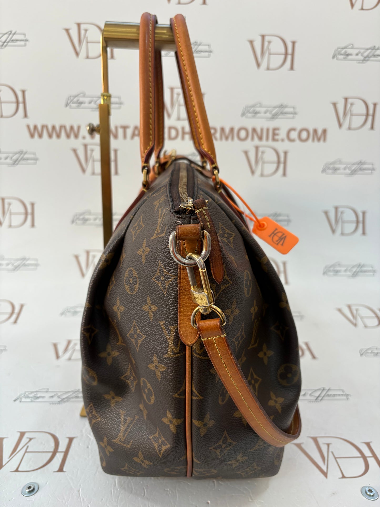 382975 - Louis Vuitton Turenne