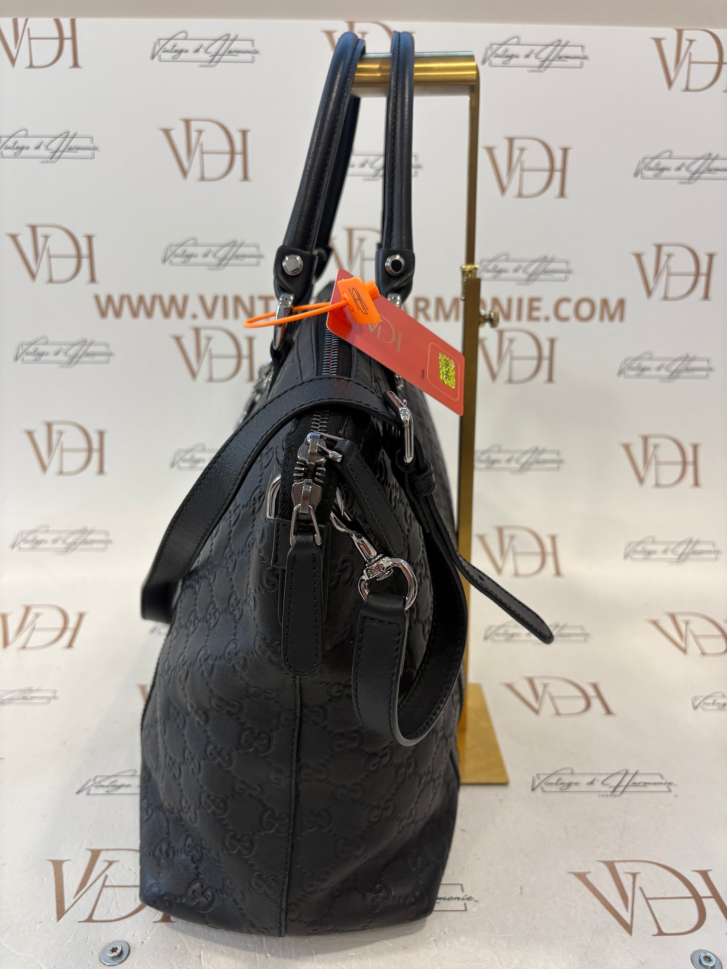 384289 - Gucci Black