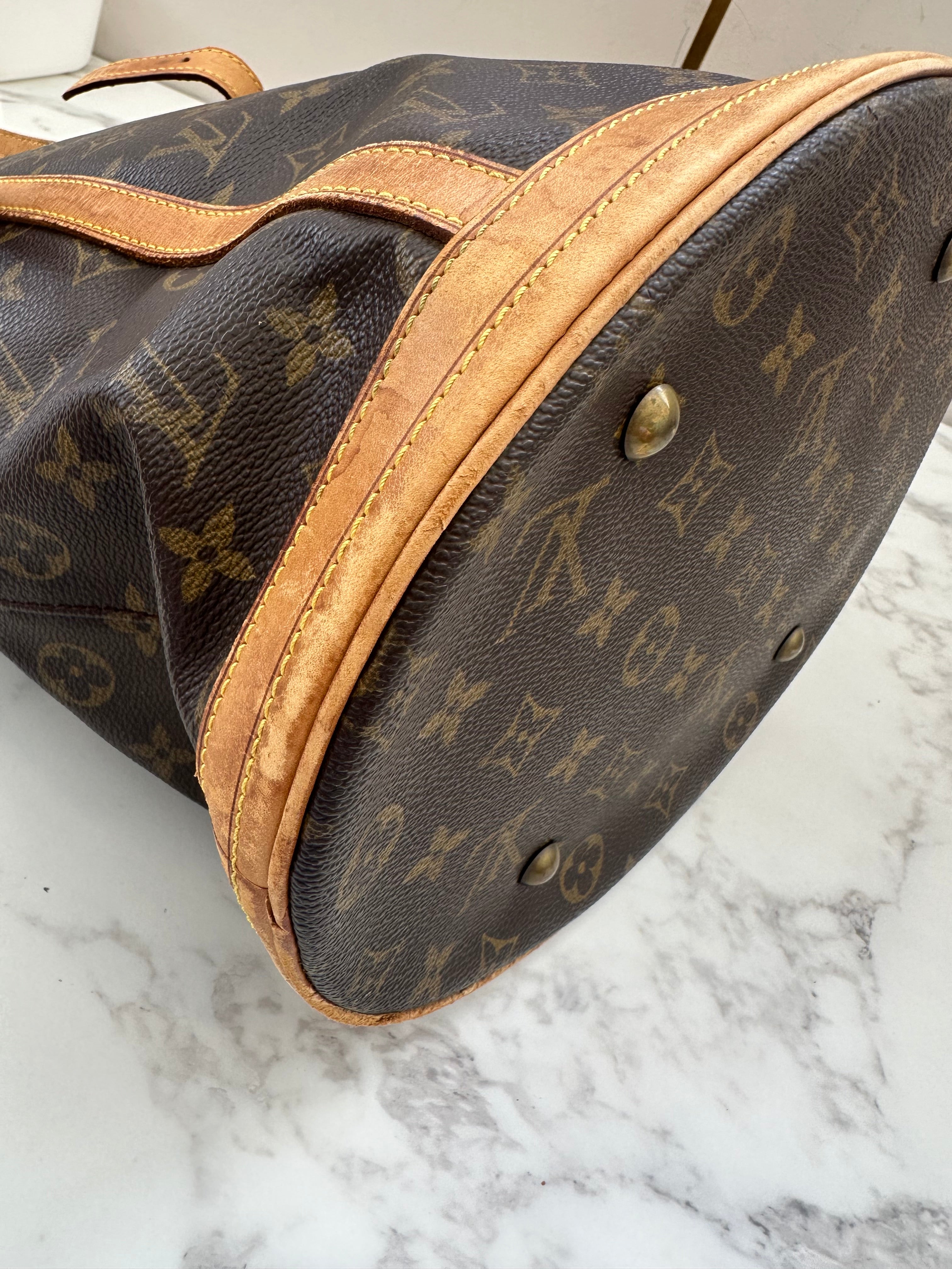 Louis Vuitton Bucket GM