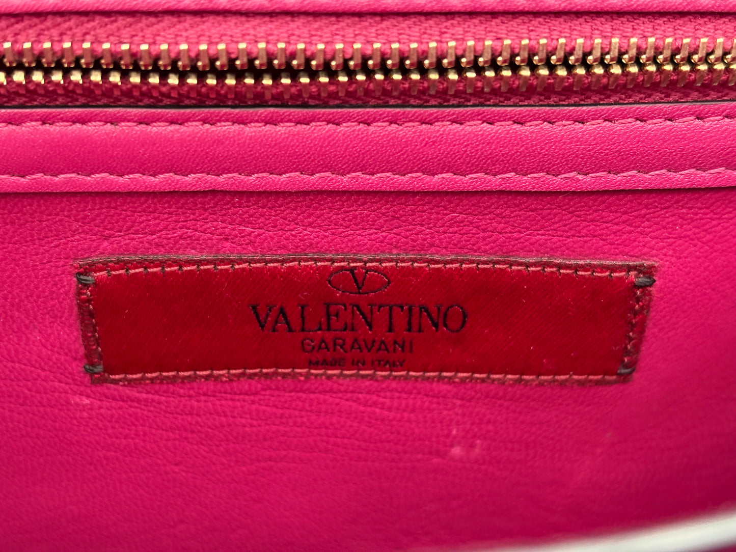 201240 - Valentino