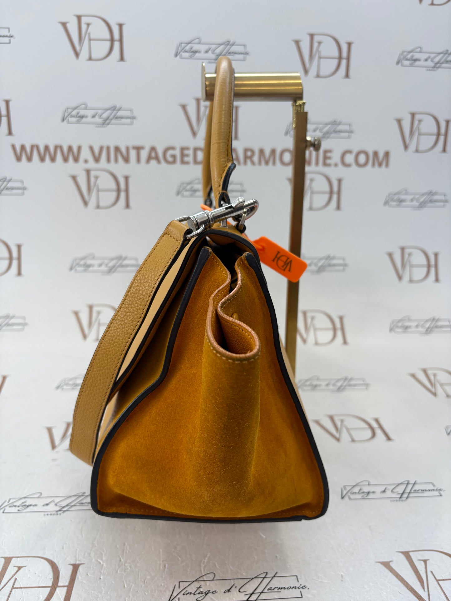 200898 - Céline Trapeze