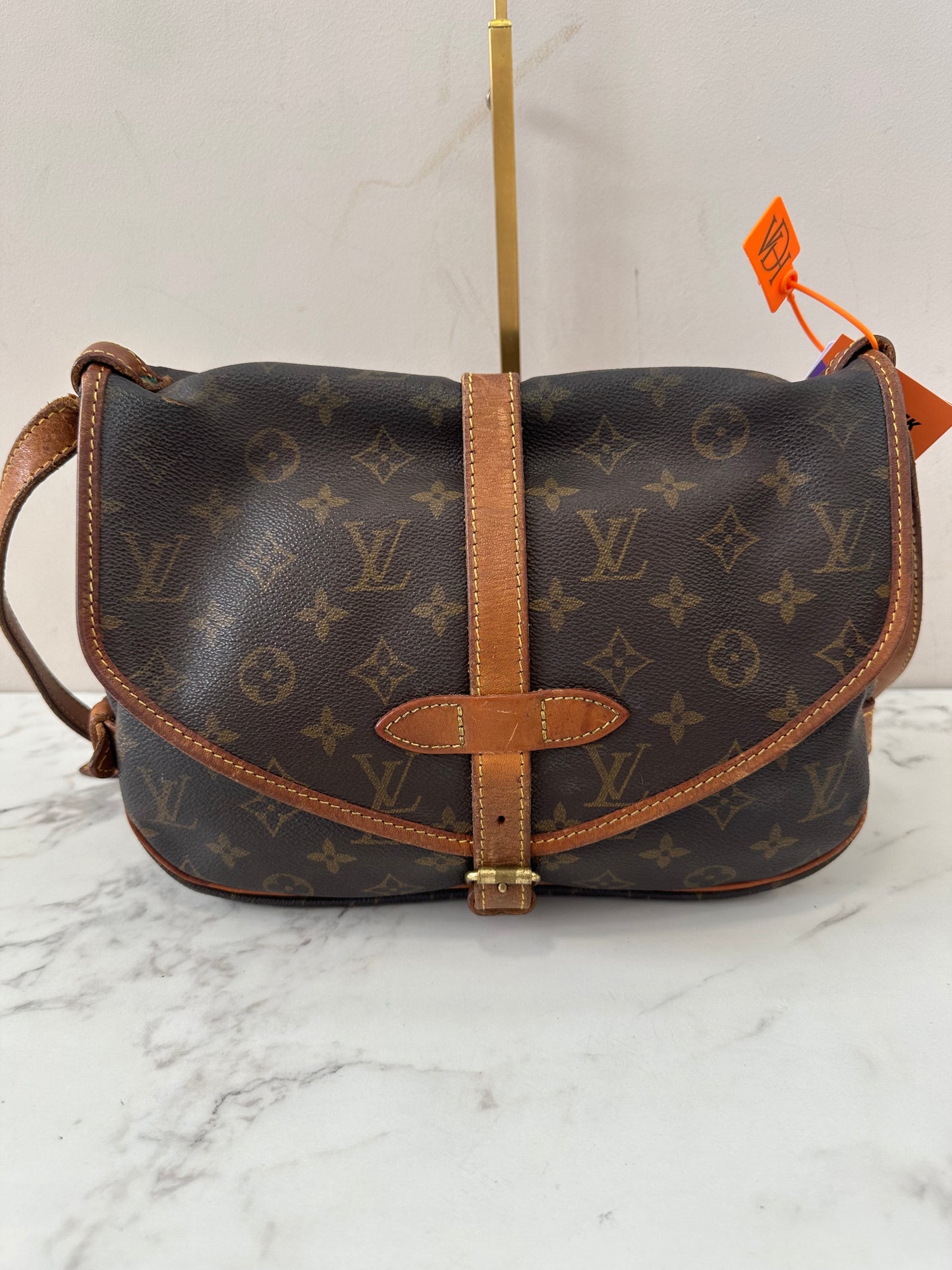 Louis Vuitton Saumur 30