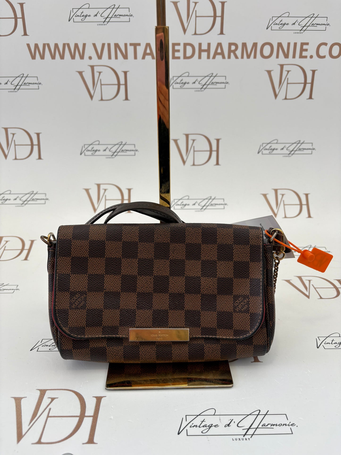 018727 - Louis Vuitton Favorite MM
