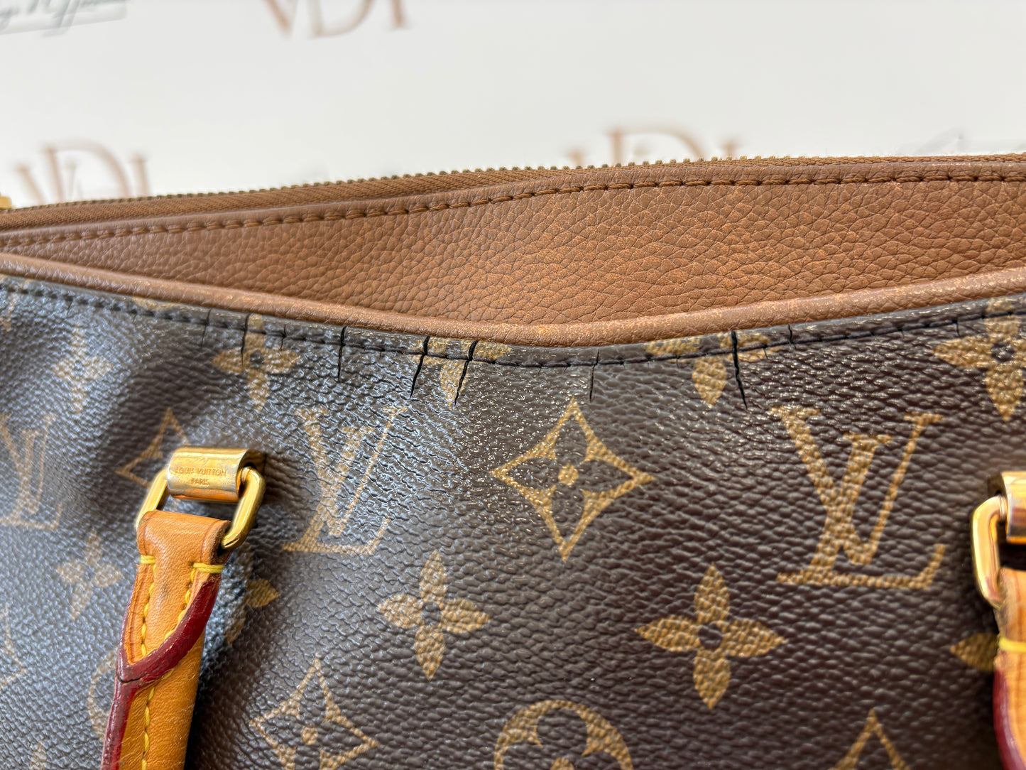 018771 - Louis Vuitton Pallas