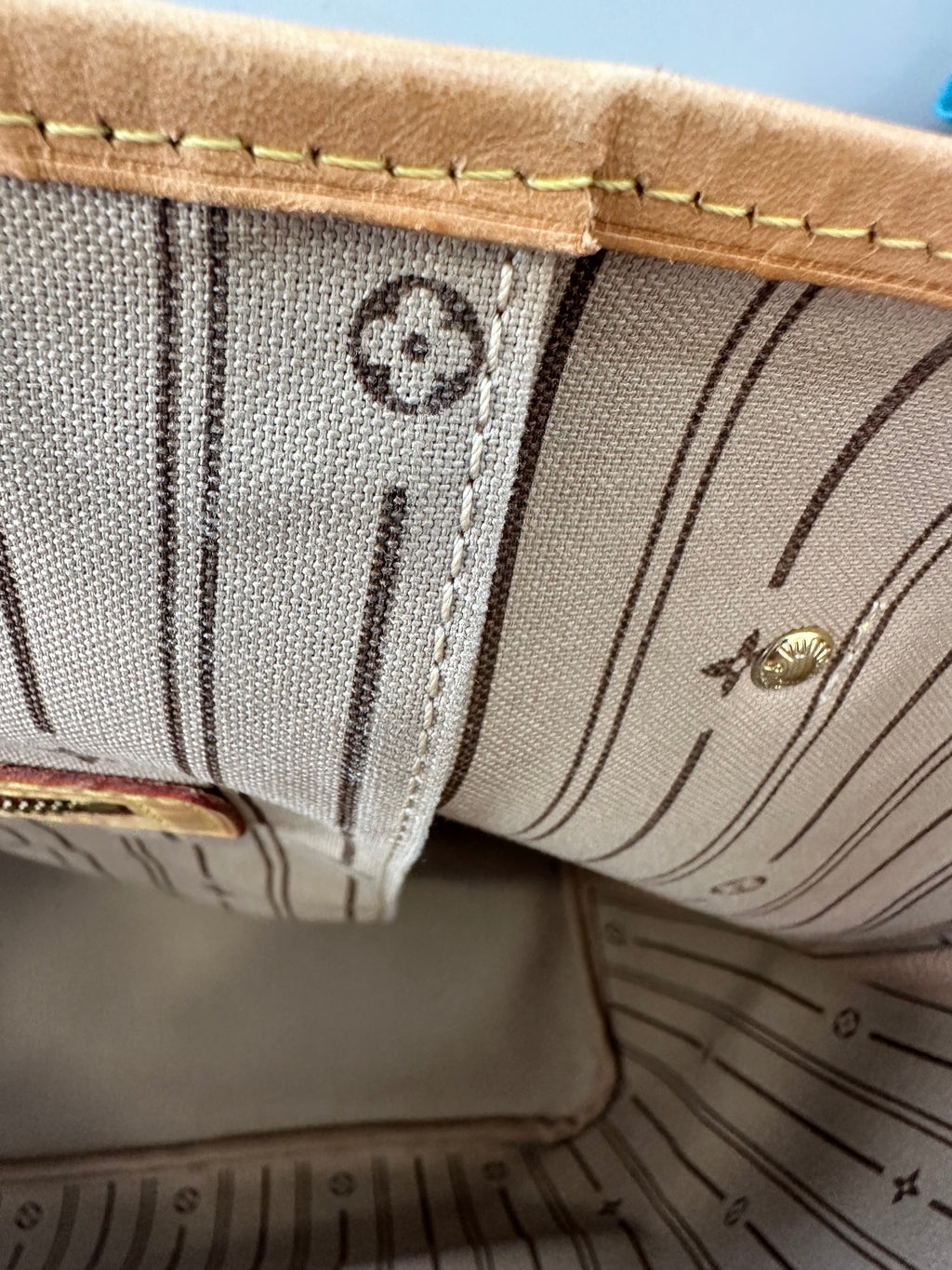 Louis Vuitton Neverfull