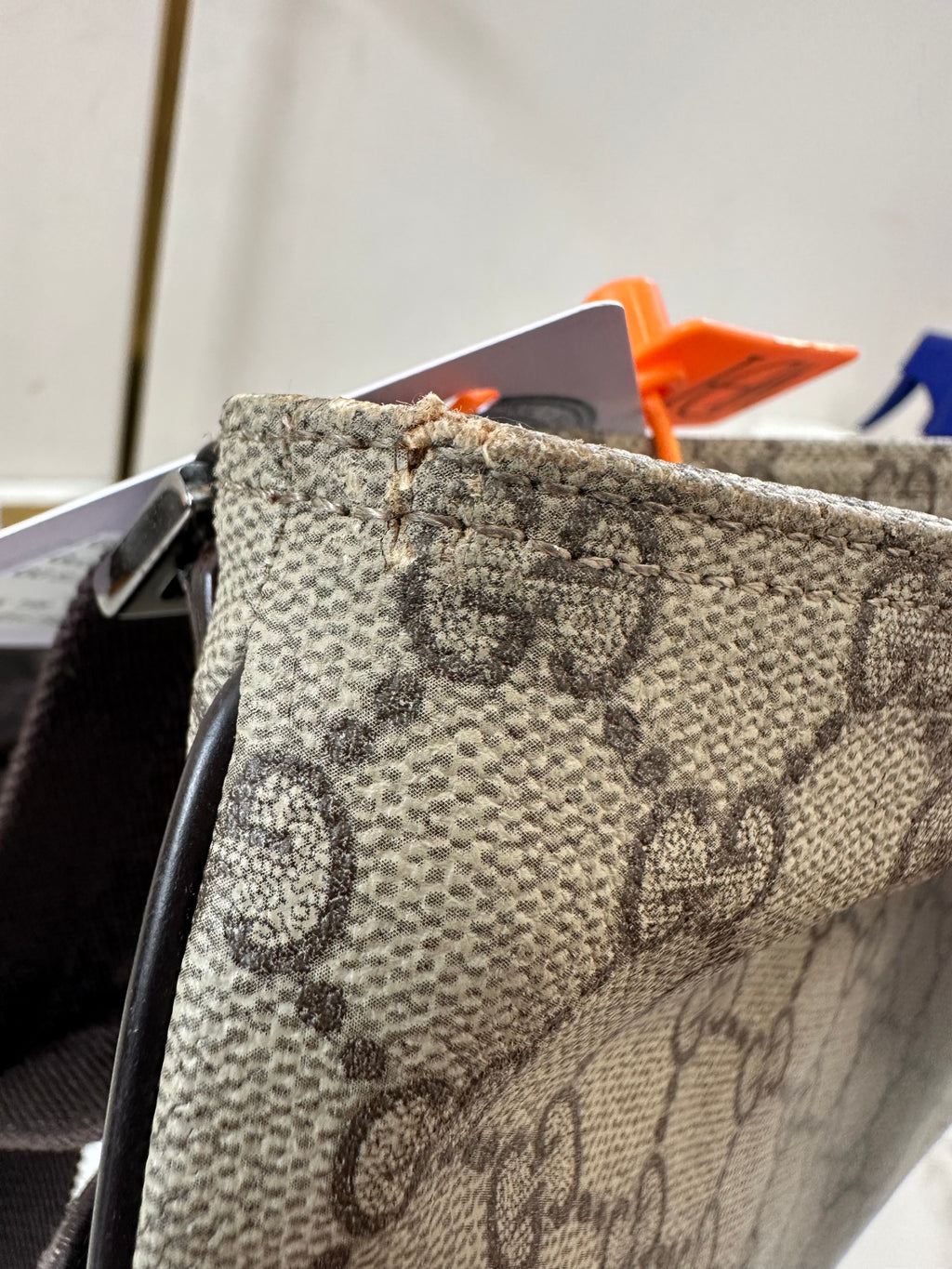 Gucci GG Supreme Shoulder