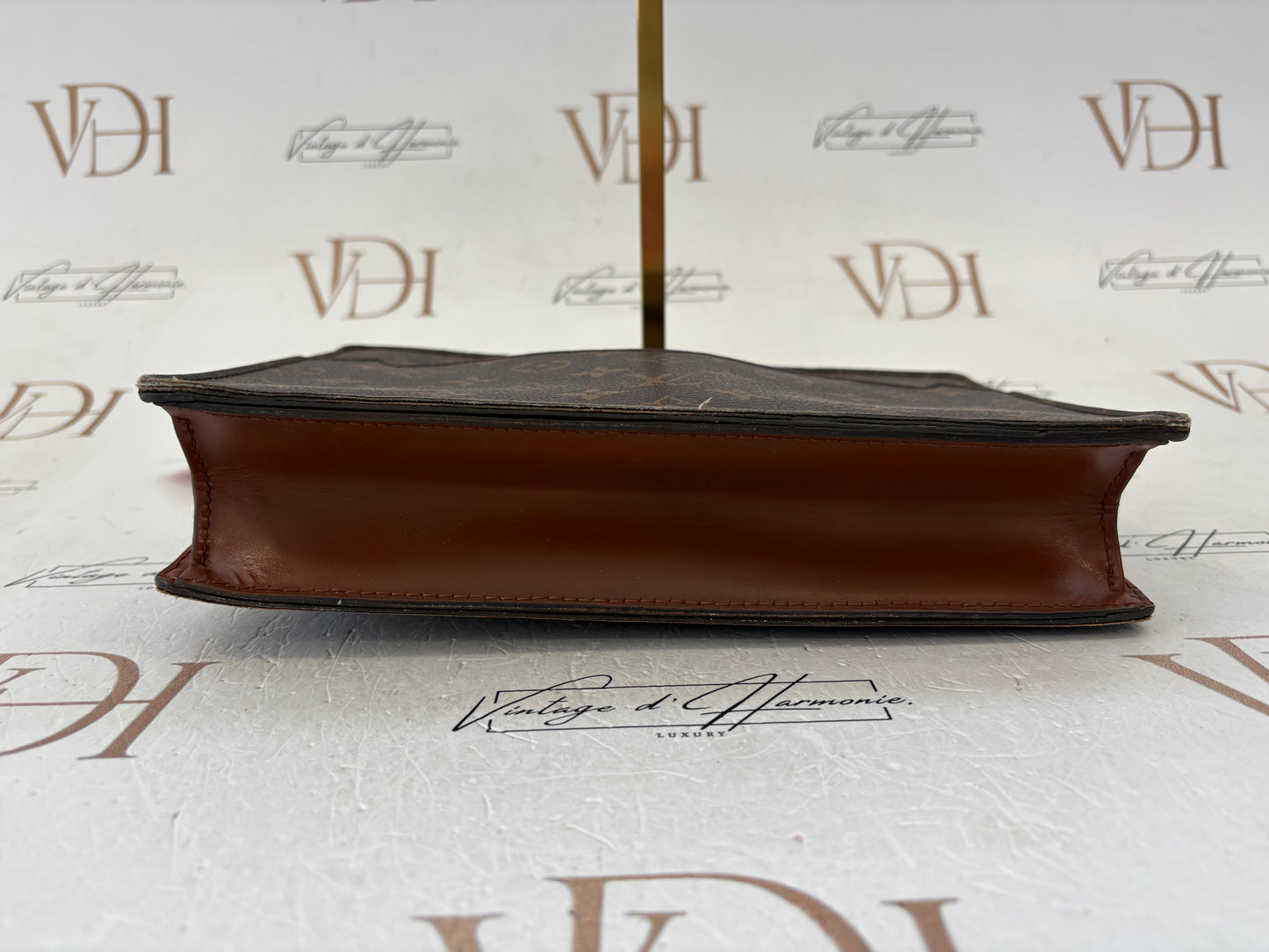 018390 - Louis Vuitton Pochette Homme