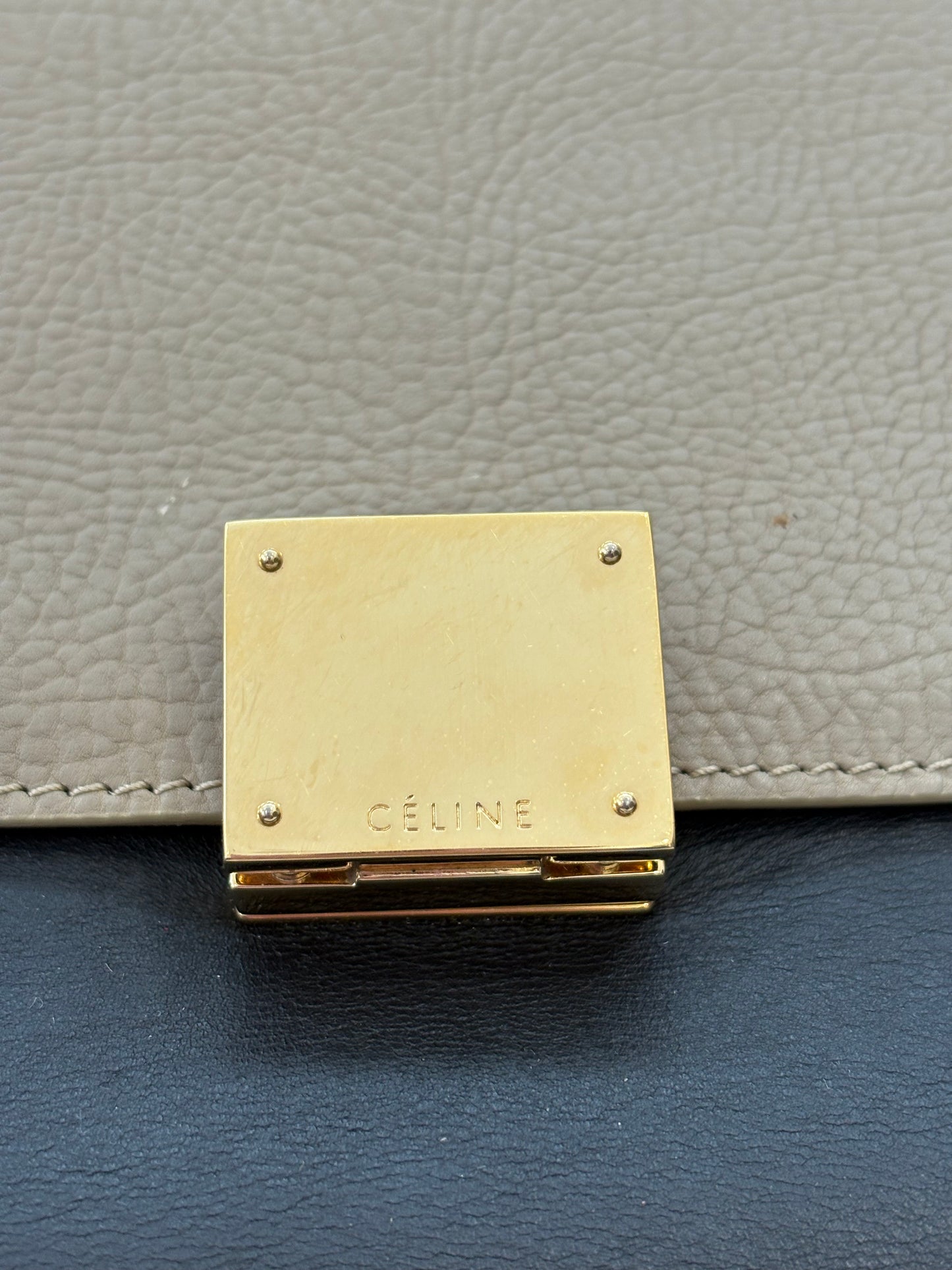 383863 - Céline Trapeze