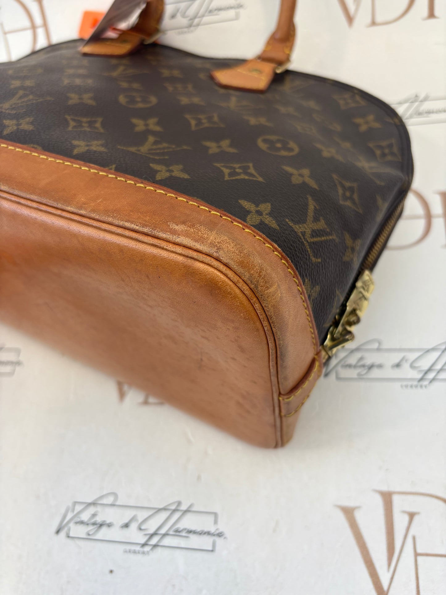018823 - Louis Vuitton Alma