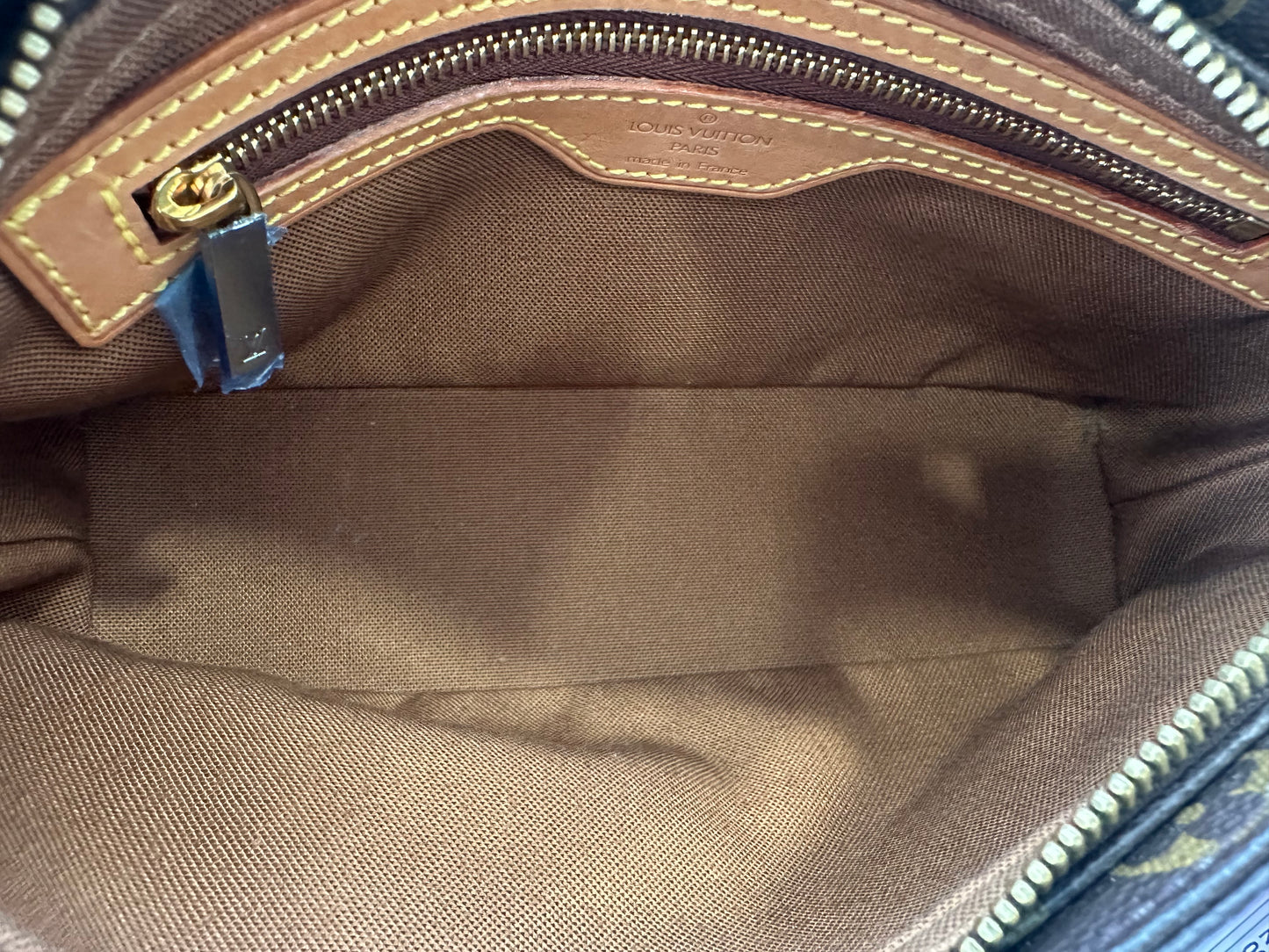 Louis Vuitton Trotteur Crossbody