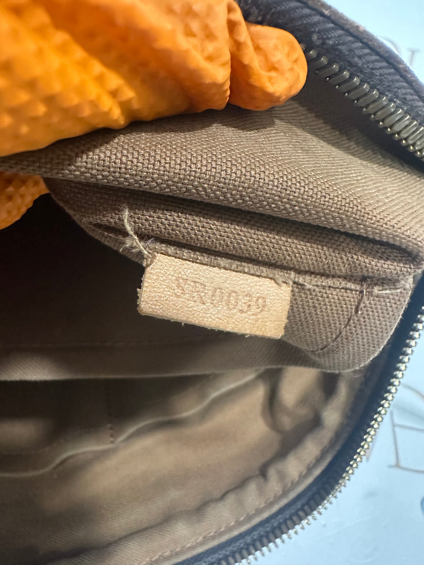 382973 - Louis Vuitton Palermo