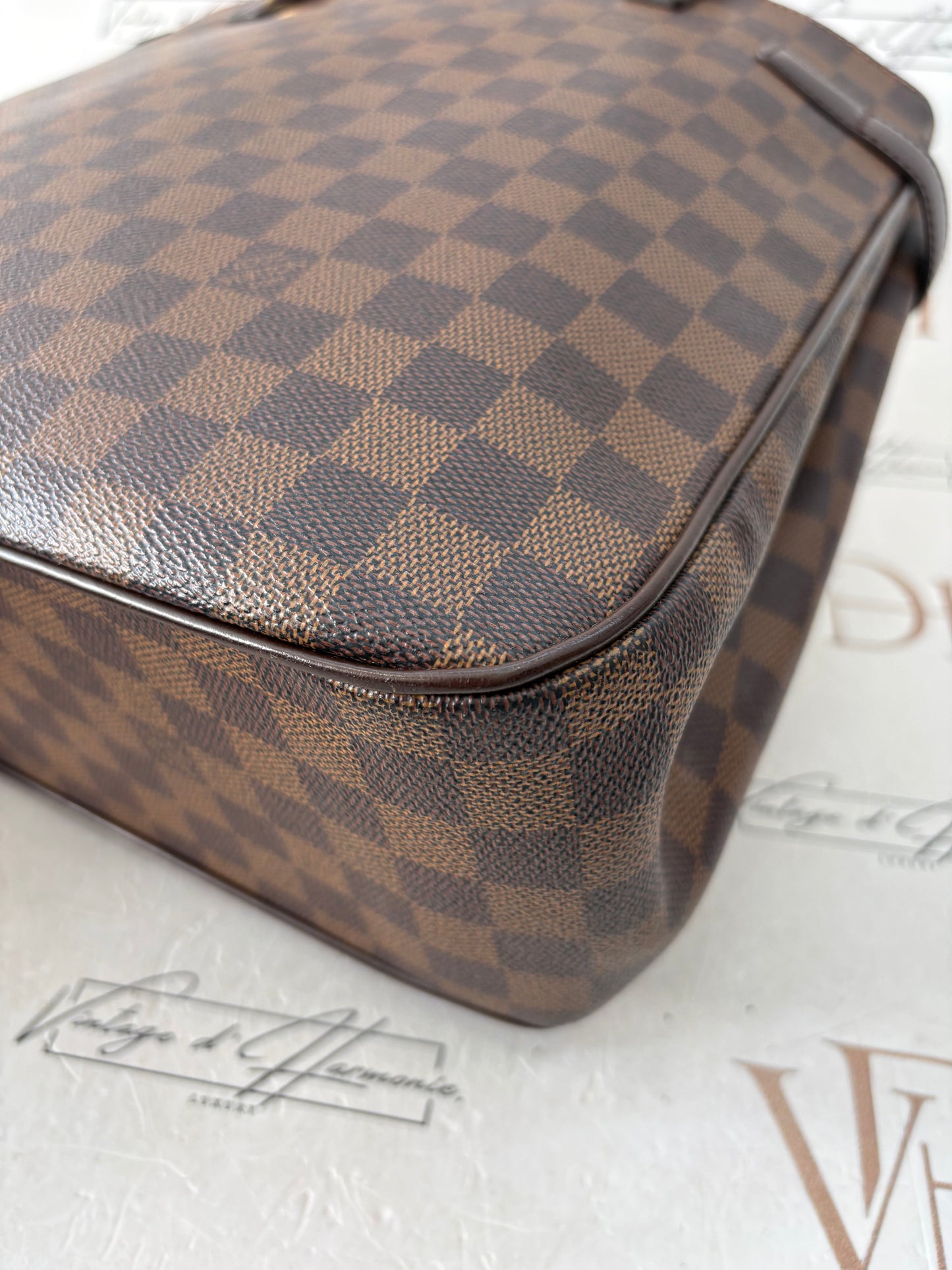 018886 - Louis Vuitton Uzes