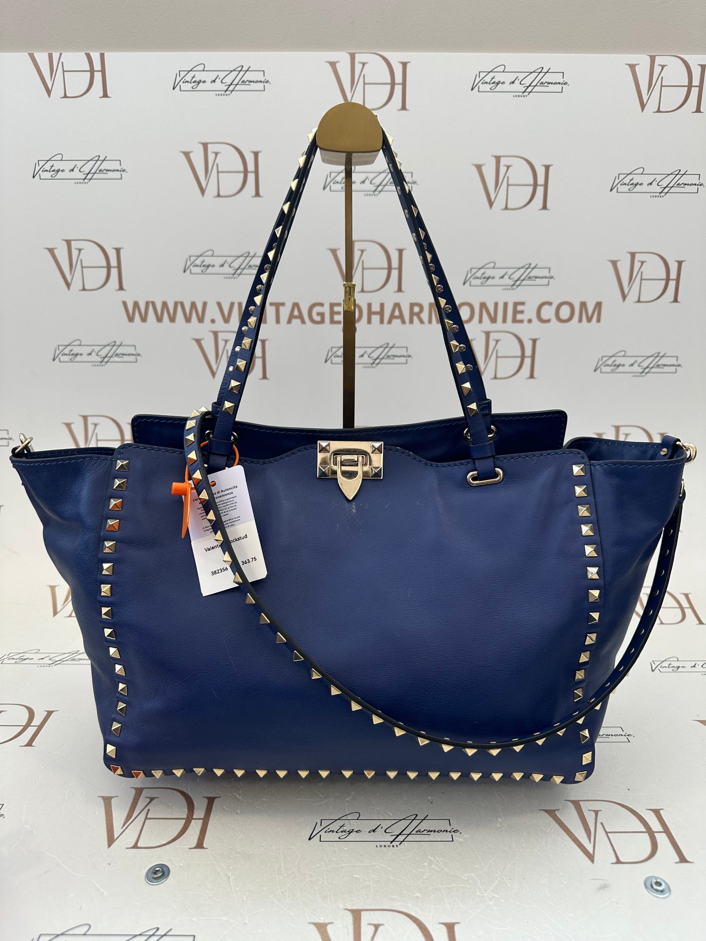 382356 - Valentino Rockstud